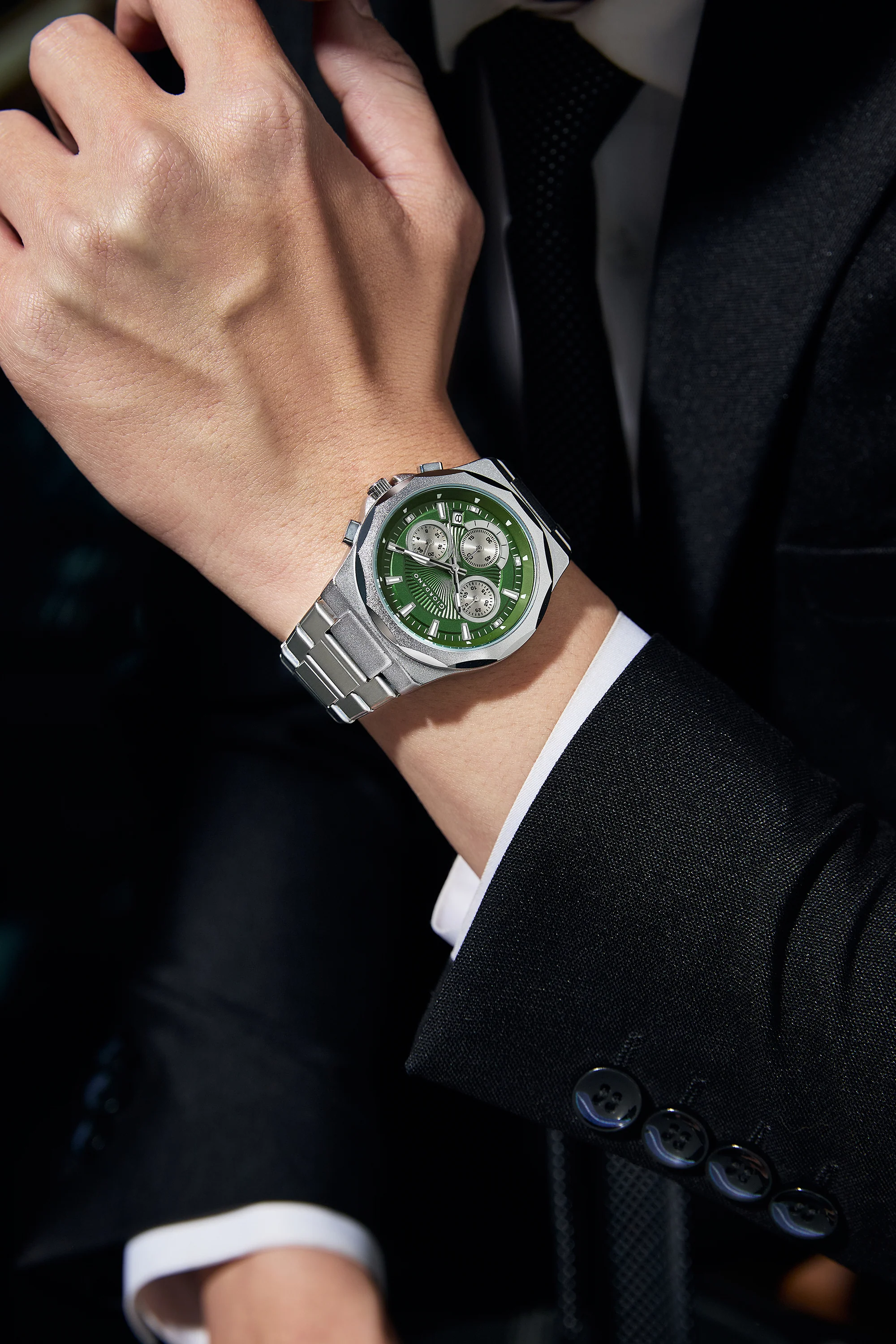 Giordano Chronograph Analog Quartz Watch for Men with Textured Round Green Dial, Date Function, Luminous Hands and Markers, Silver Stainless Steel Strap - GZ-50199-33 - Image 2