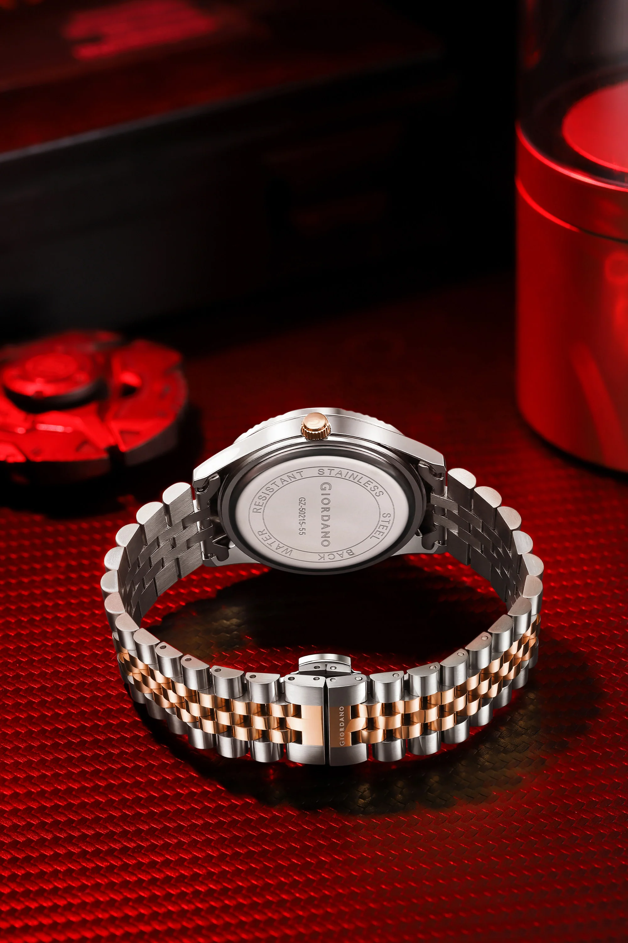 Giordano Classic Analog Quartz Watch for Men with Textured Dial, Fluted Bezel, Day & Date Display & Two-Tone Stainless Steel Strap - GZ-50215-55 - Image 4