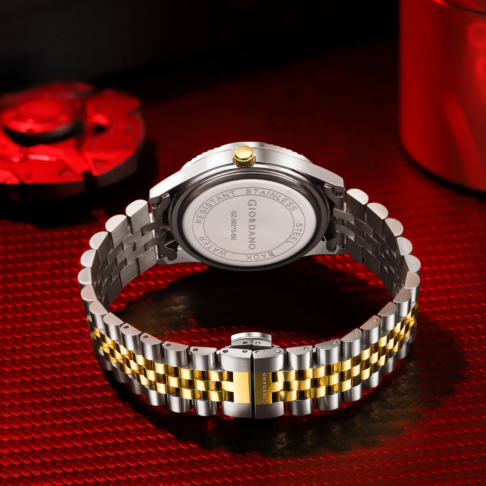 Giordano Classic Analog Quartz Watch for Men with Textured Dial, Fluted Bezel, Day & Date Display & Two-Tone Stainless Steel Strap - GZ-50215-66 - Image 4