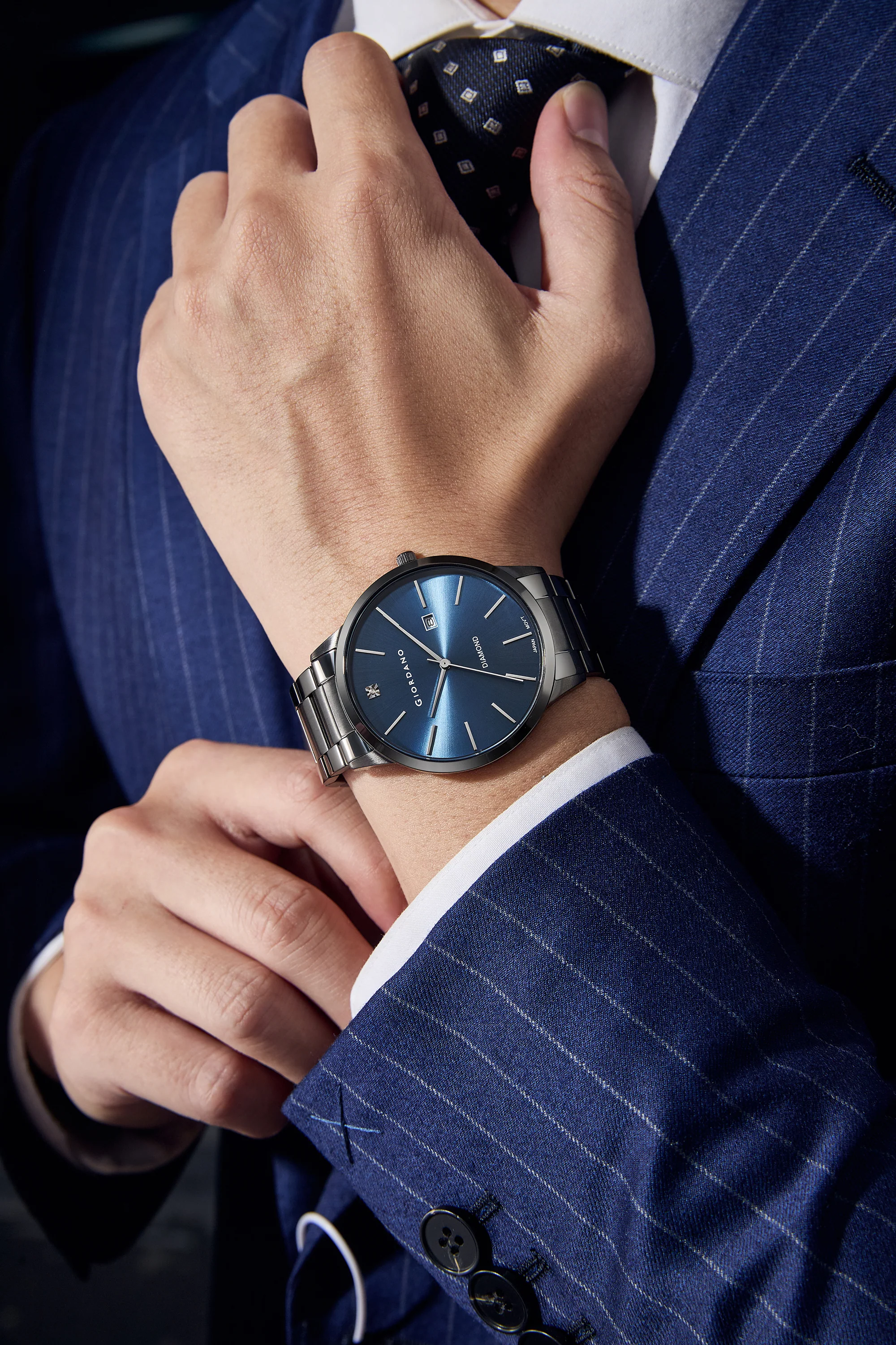 Giordano Classic Analog Watch for Men with Diamond Marked Dial and Stainless Steel Strap | GZ-50101-33 - Image 2