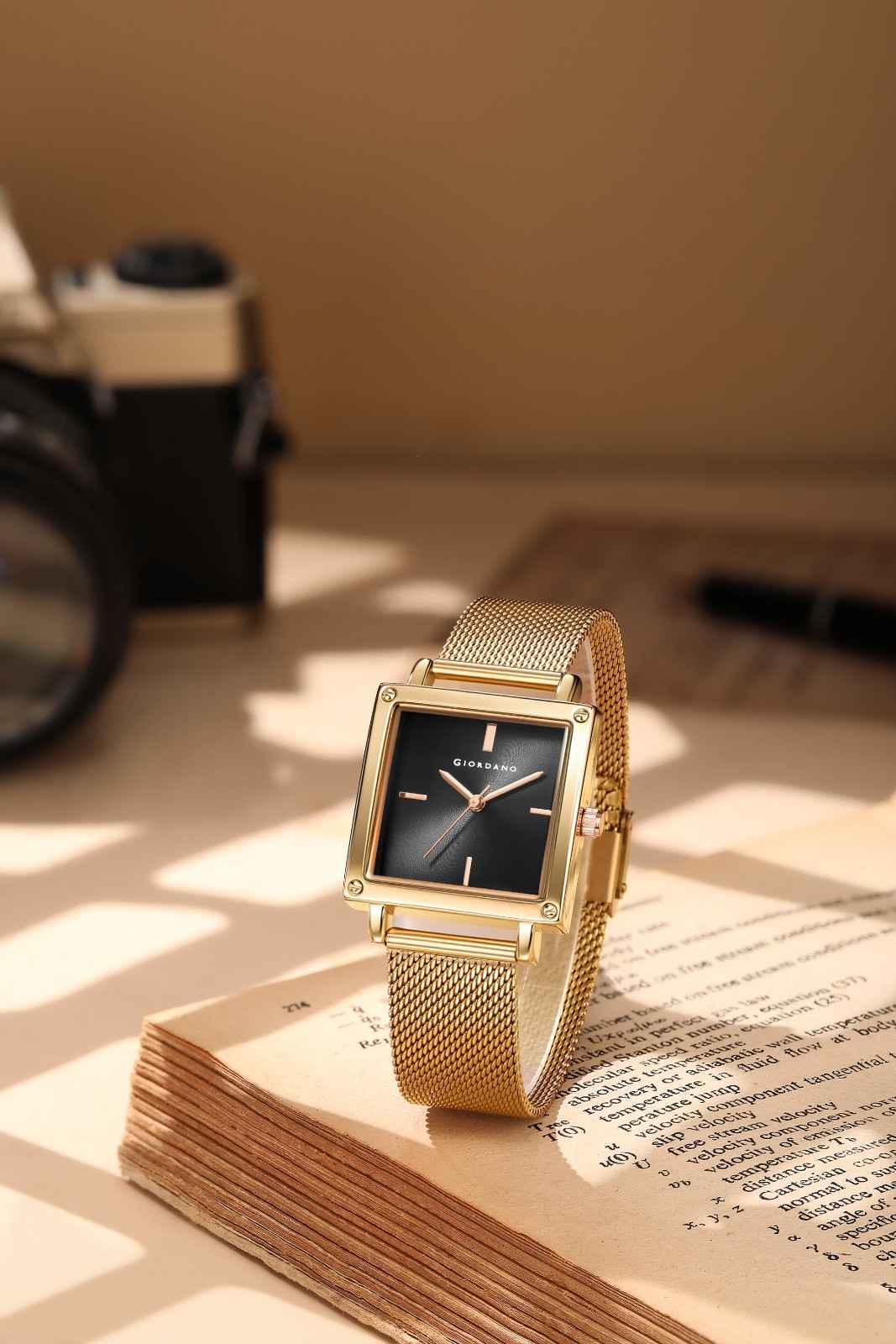 GIORDANO Classic Analog Watch for Women | Sunray Square Dial, Minimal Index Markers & Stainless Steel Mesh Strap - GZ-60124-11 - Image 3