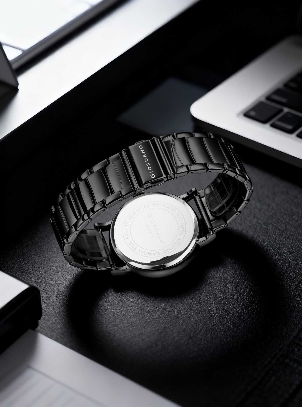 GIORDANO Classic Skeleton Design Watch for Men with Super Luminous Hands, Stainless Steel Strap, and Date Display - GZ-50182-11 - Image 5