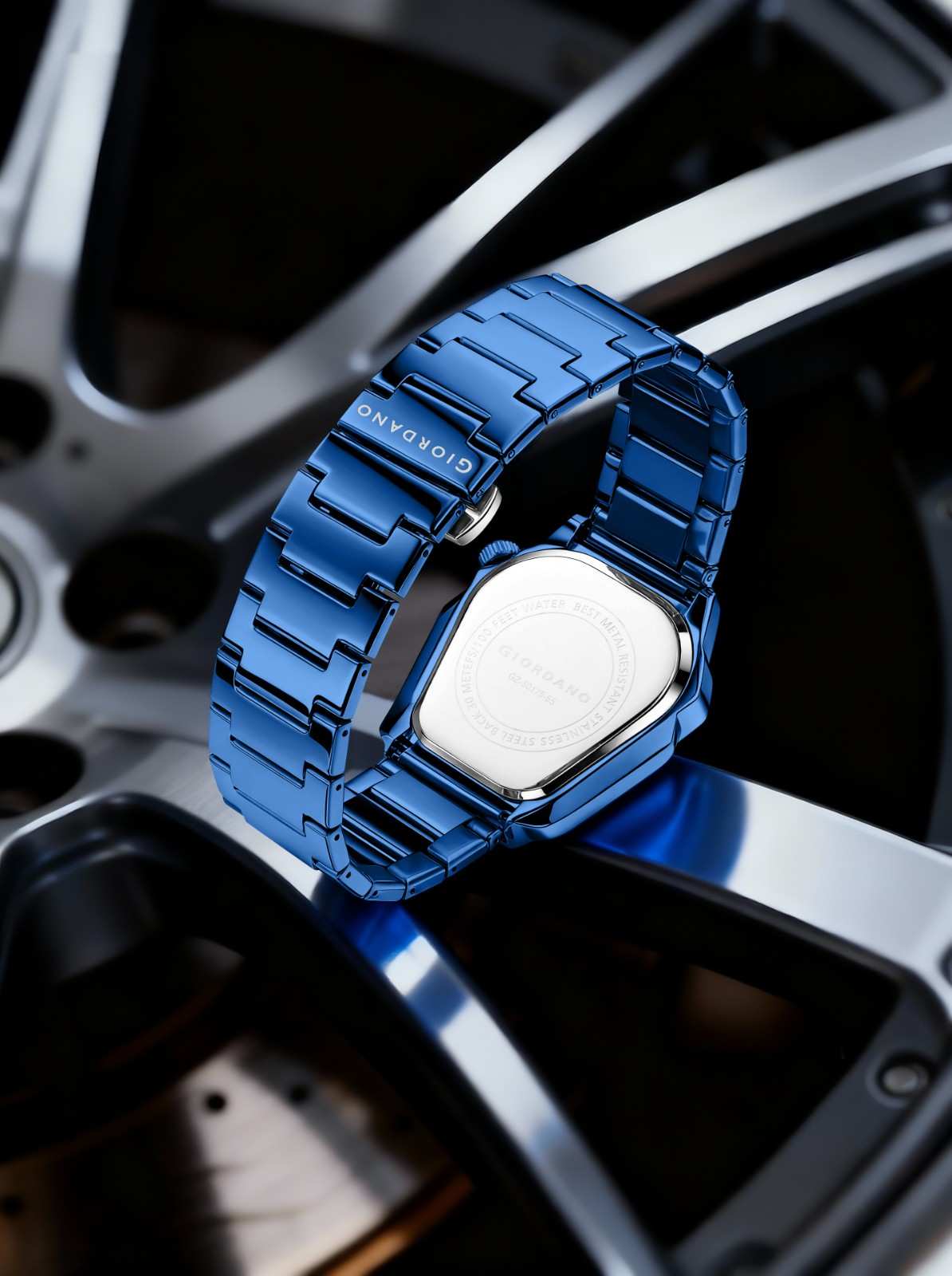 GIORDANO Elegant Analog Watch for Men with Unique Pentagon Dial, Stainless Steel Strap, Date Display, Water Resistant - GZ-50175-55 - Image 4