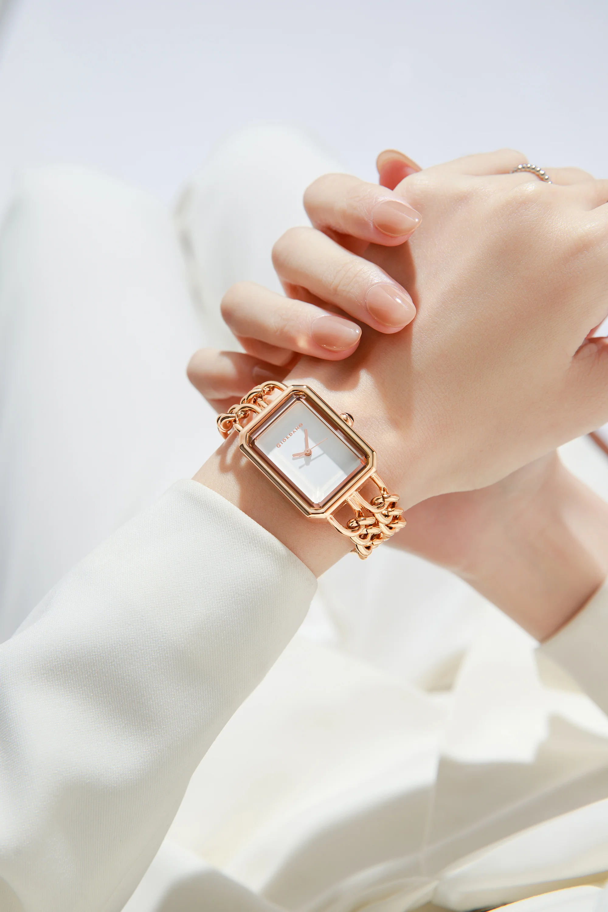 Giordano Elegant Watch for Women with Analog Display, Quartz Movement, Rectangular Case & Stainless Steel Chain Starp - GZ-60128-22 - Image 2