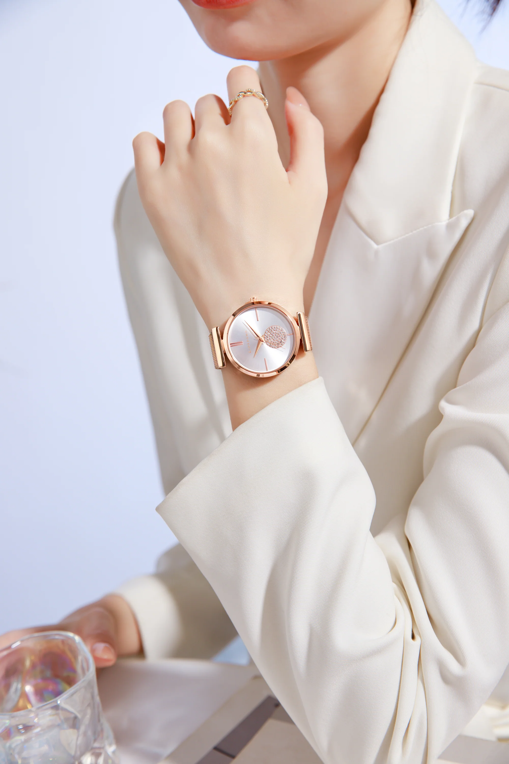 Giordano Eleganza Collection Analog Watch for Women with Crystal Studded Dial and Metallic Mesh Strap GD-4066-22 - Image 2