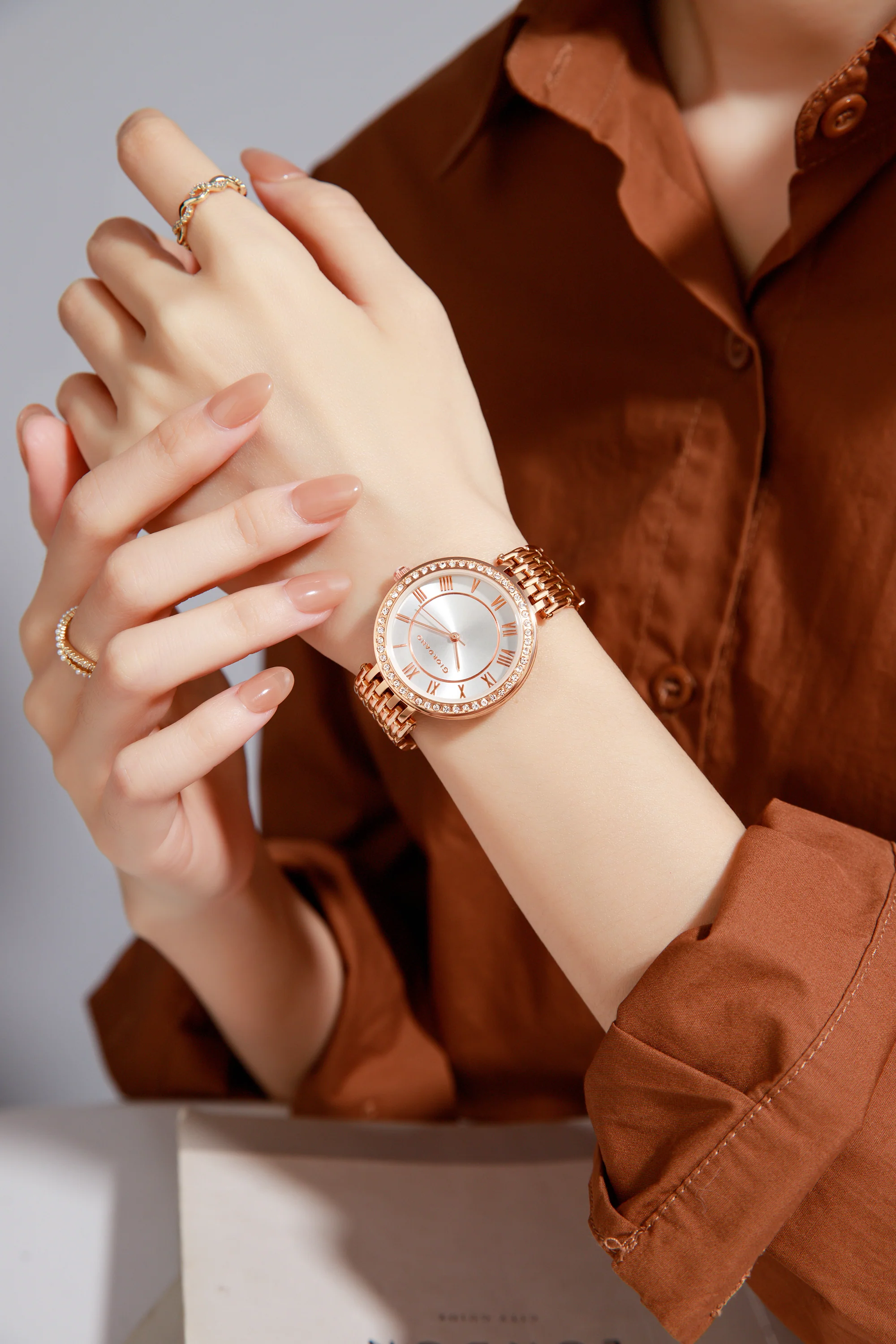 Giordano Eleganza Collection Watch for Women with Stainless Steel Strap and Crystal Embellished Bezel, Roman Numerals-A2083-22 - Image 2