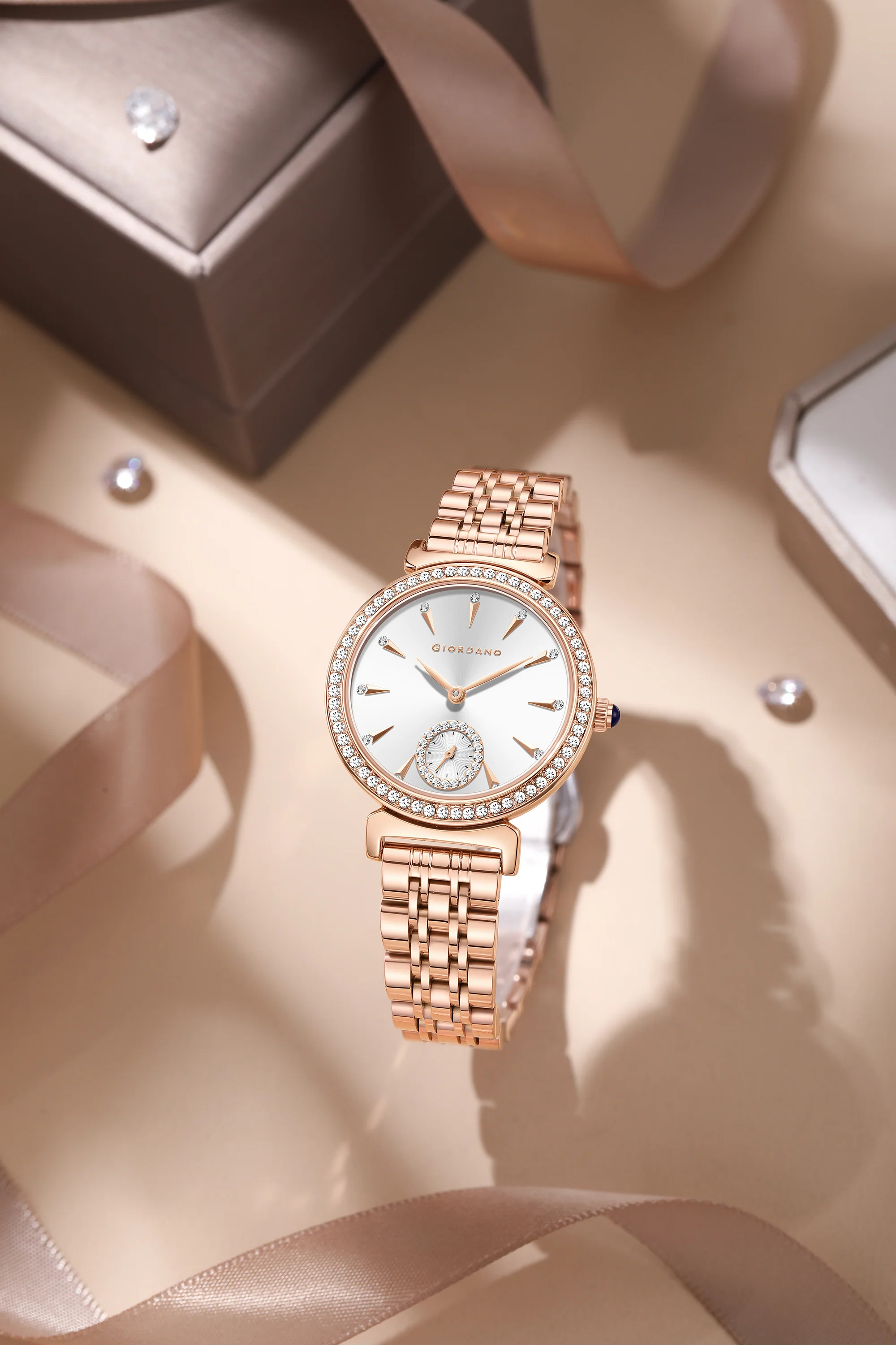 Giordano Fashion Watch for Women – Diamond-Accented Bezel, Stainless Steel Strap, Elegant Round Dial, Quartz Movement GZ-60090-22 - Image 3