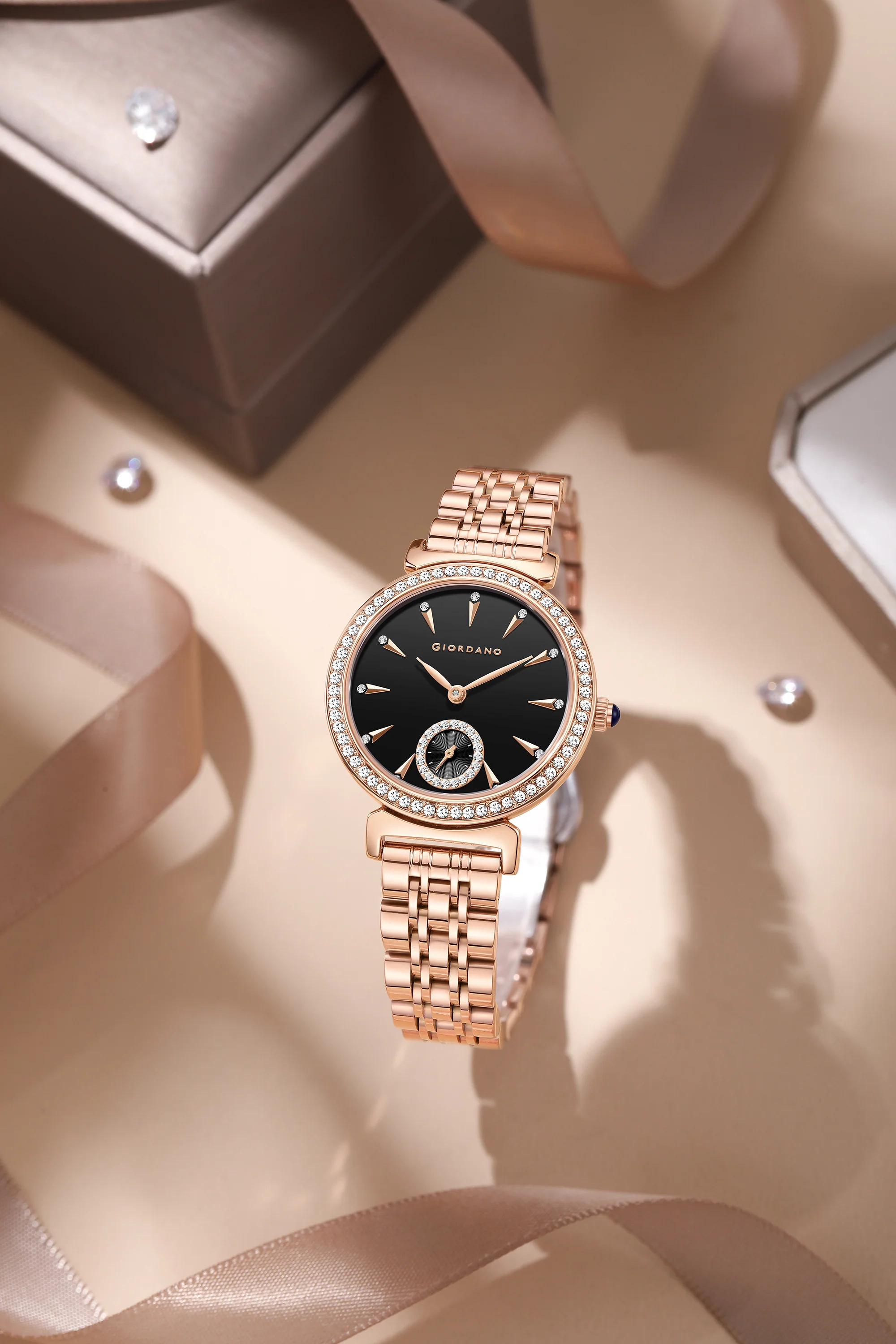 Giordano Fashion Watch for Women – Diamond-Accented Bezel, Stainless Steel Strap, Elegant Round Dial, Quartz Movement GZ-60090-33 - Image 3