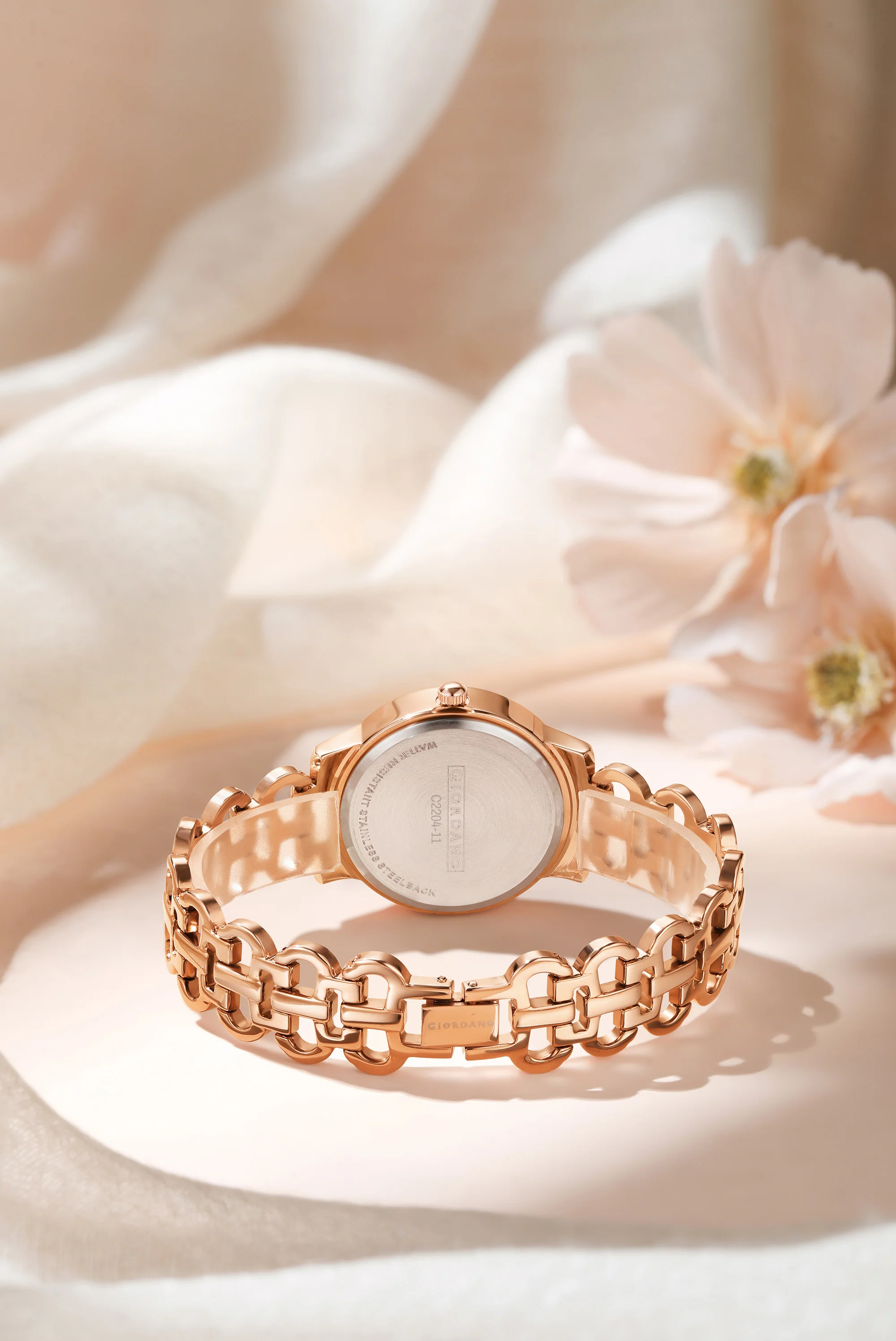 Giordano Fashionista Collection Analog Watch for Women with Classy Dial, Bracelet Strap and Stylish & Elegant Design C2204-11 - Image 3