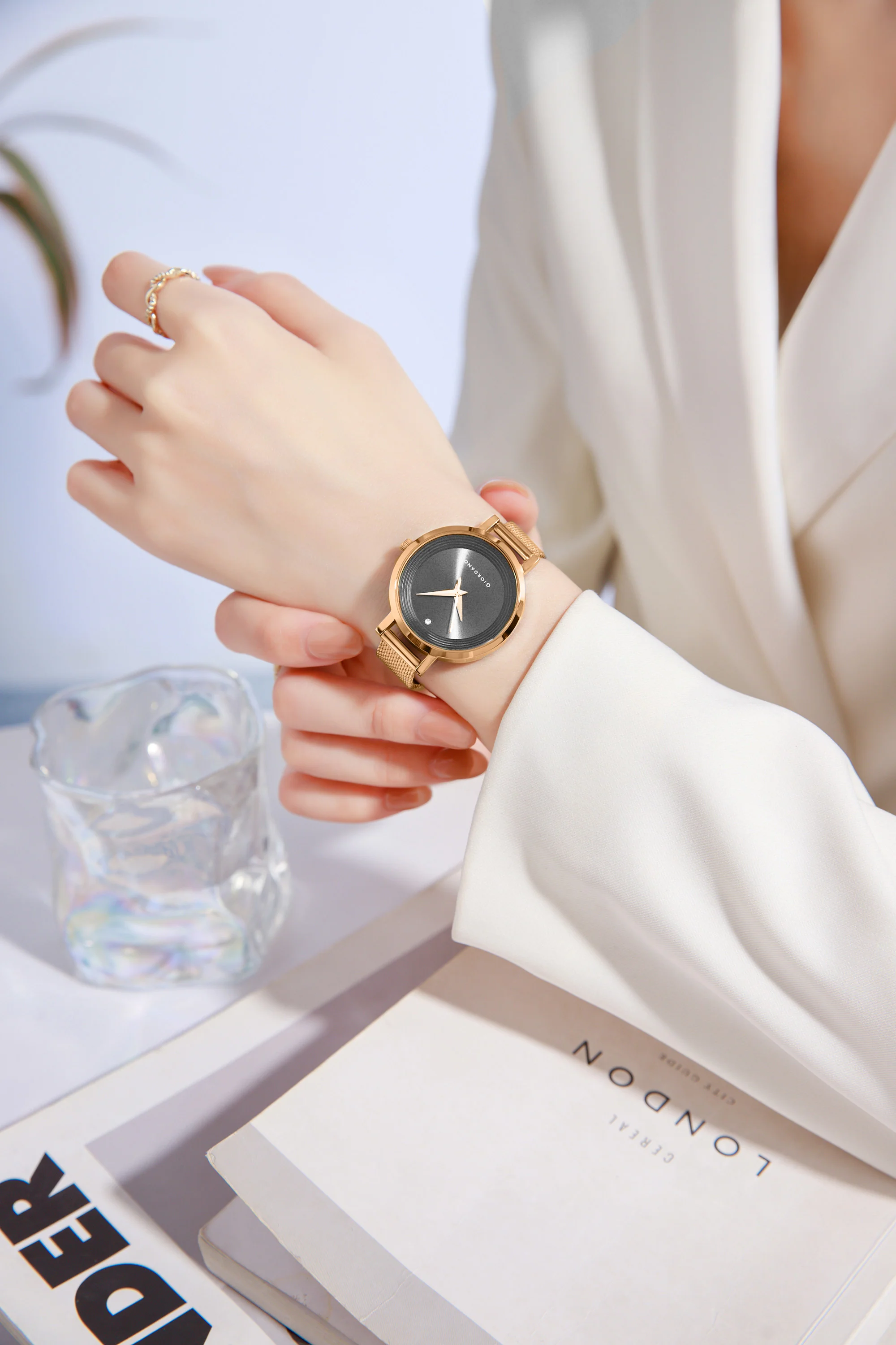 Giordano Fashionista Collection Stylish Analogue Watch for Women | Unique Design with Color Variant Mesh Metal strap | Ladies Wrist Watch to Compliment Your Look Ideal Gift for Women’s |Girls - GD4067-11 - Image 2