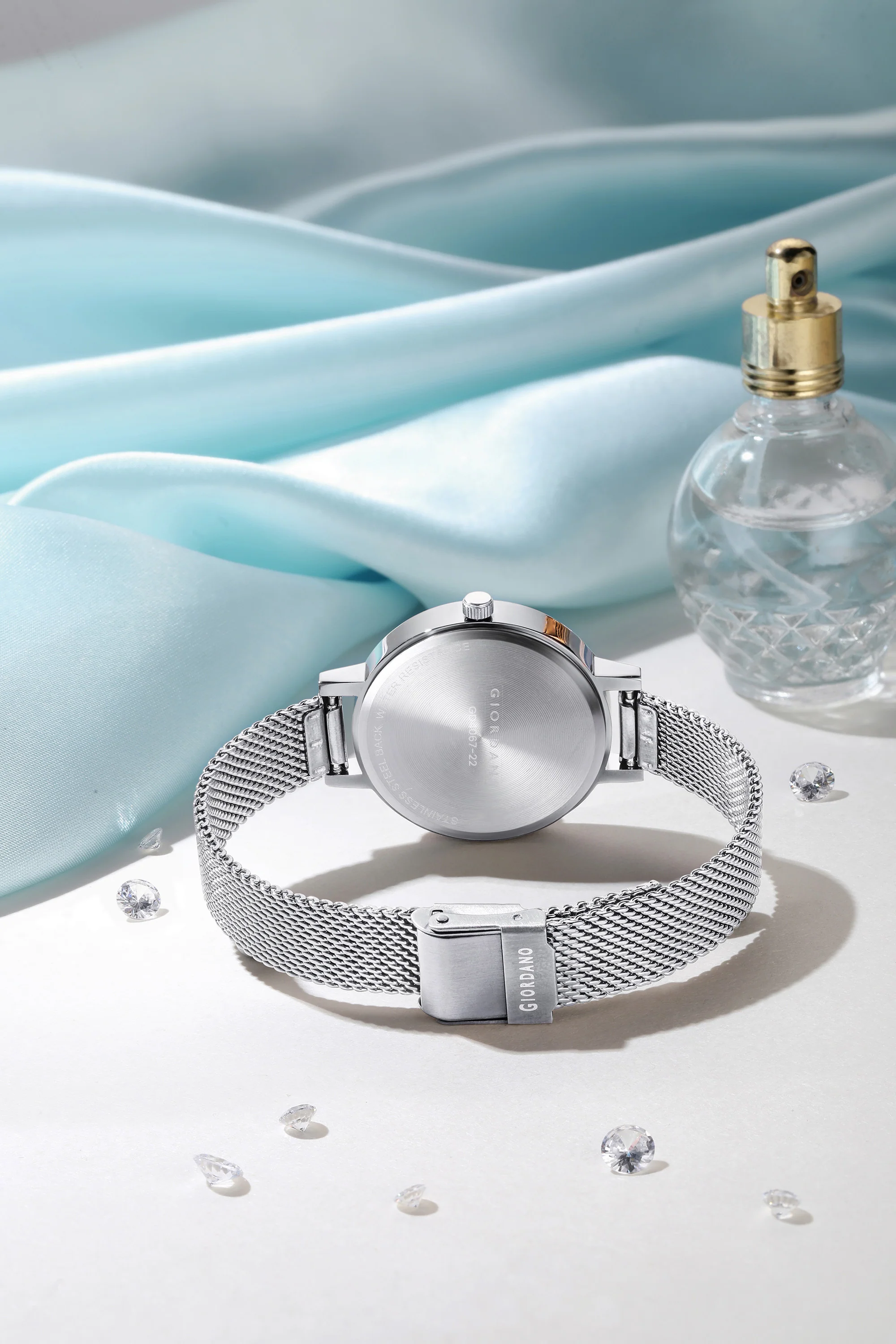 Giordano Fashionista Collection Stylish Analogue Watch for Women | Unique Design with Color Variant Mesh Metal strap | Ladies Wrist Watch to Compliment Your Look Ideal Gift for Women’s |Girls - GD4067-22 - Image 3