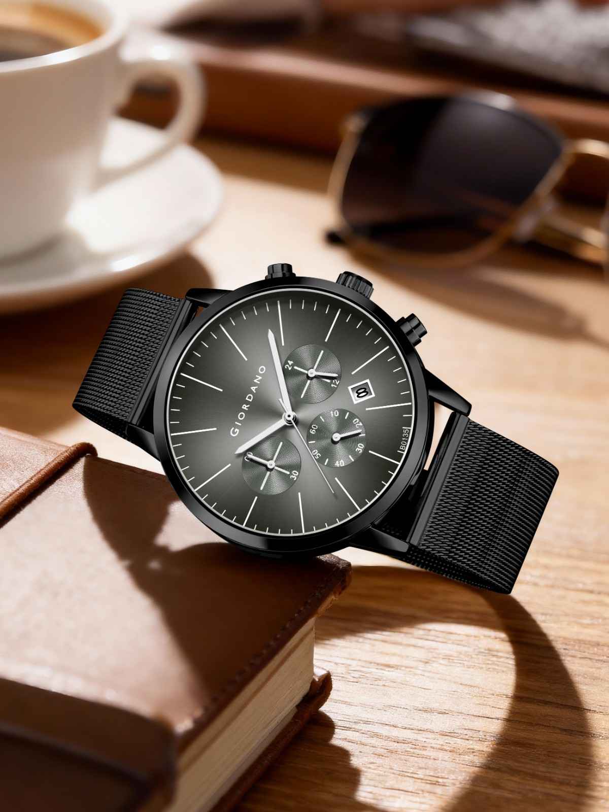 GIORDANO Formal Chronograph Watch for Men with Round Dial, Mesh Metal Strap, and Date Display - GZ-50183-11 - Image 4