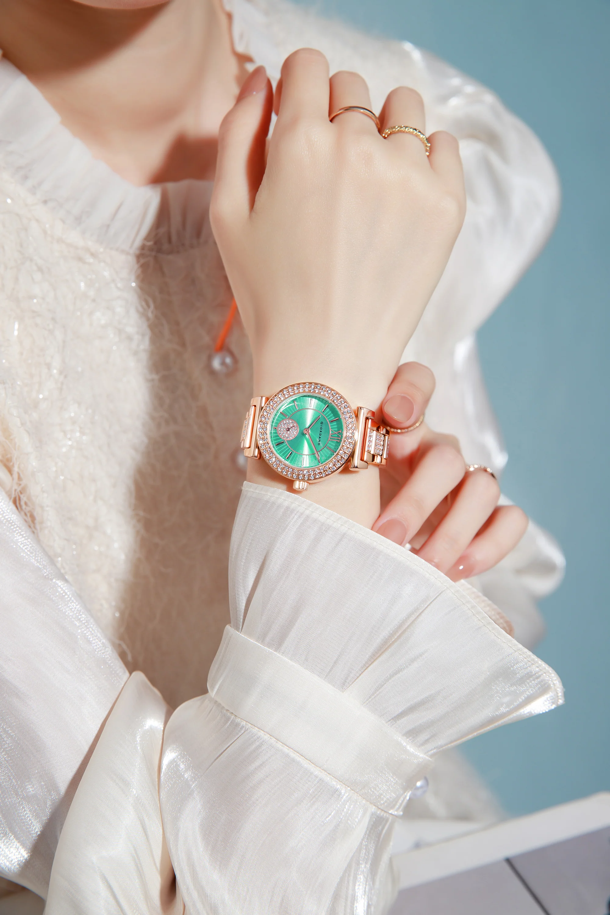 Giordano Luxury Analog Watch for Women - Elegant Crystal Design with sub dial and Diamond Studed statinless Steel Strap | GZ-60086-33 - Image 3
