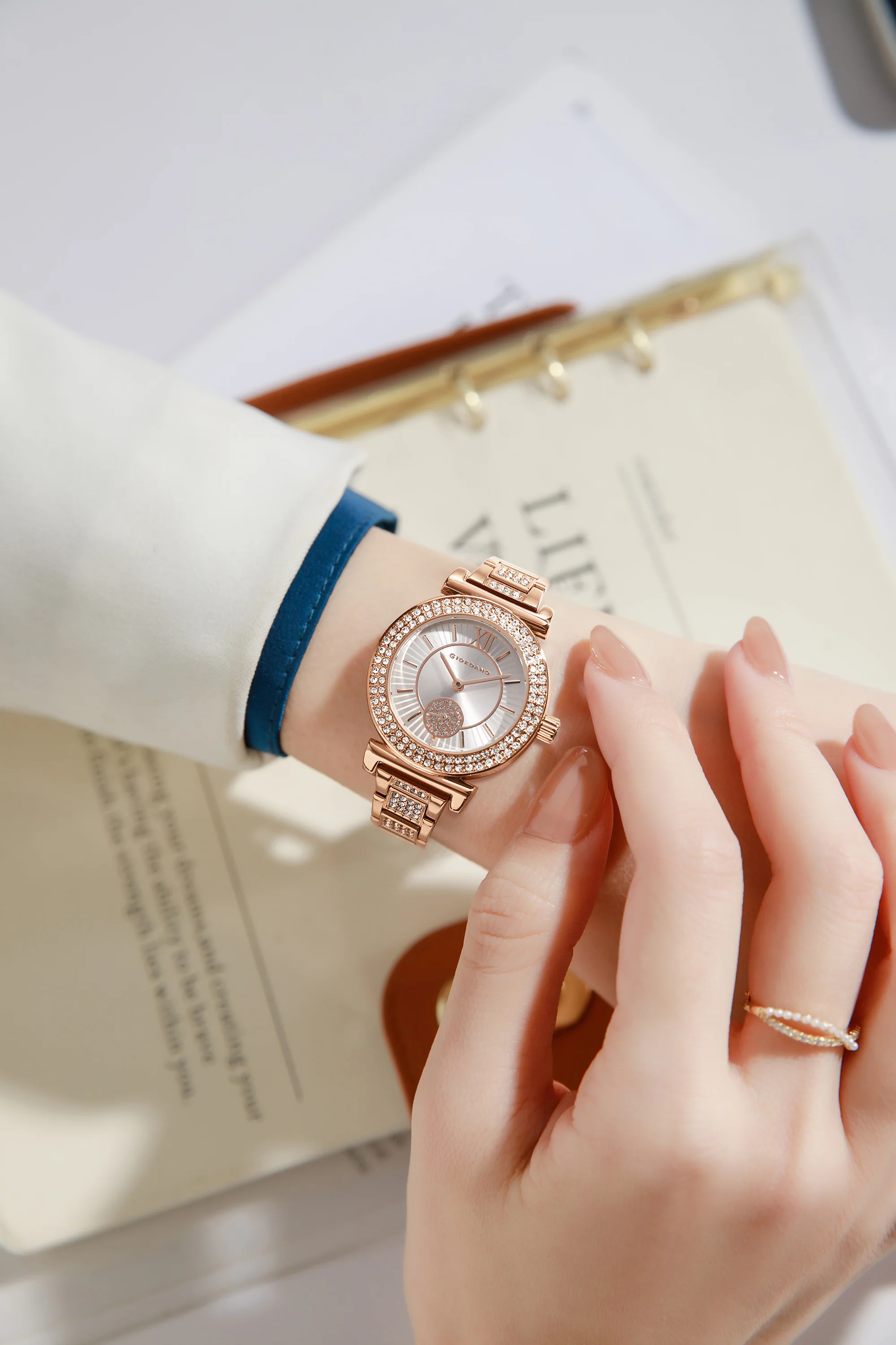 Giordano Luxury Analog Watch for Women – Elegant Crystal-Studded Design, Sub-Dial Detail, Rose Gold Stainless Steel Strap, Quartz Movement GZ-60086-44 - Image 2