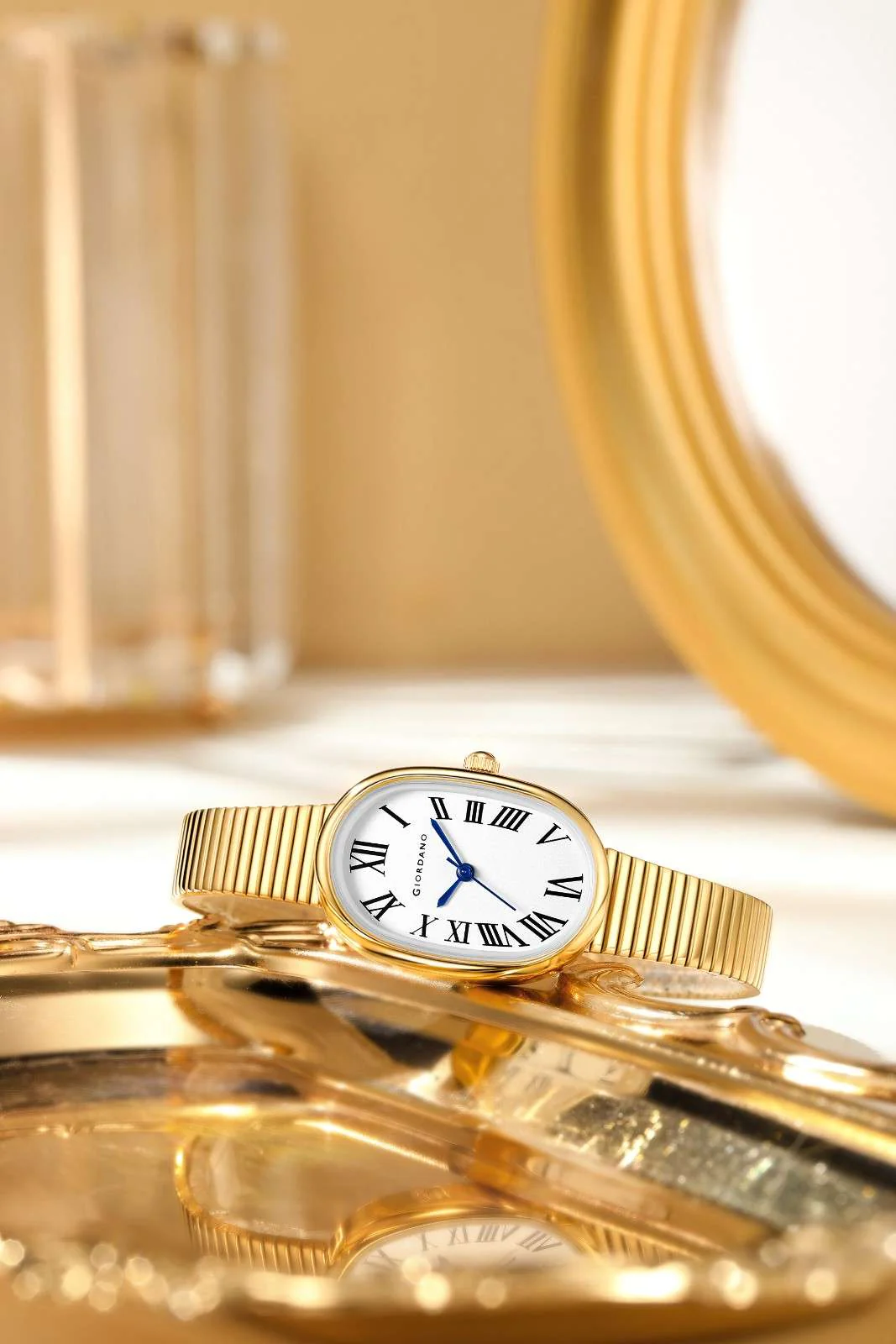 GIORDANO Luxury Analog Watch for Women with Oval Roman Numeral Dial, Stainless Steel Strap, Quartz Movement - GZ-60125-11 - Image 3
