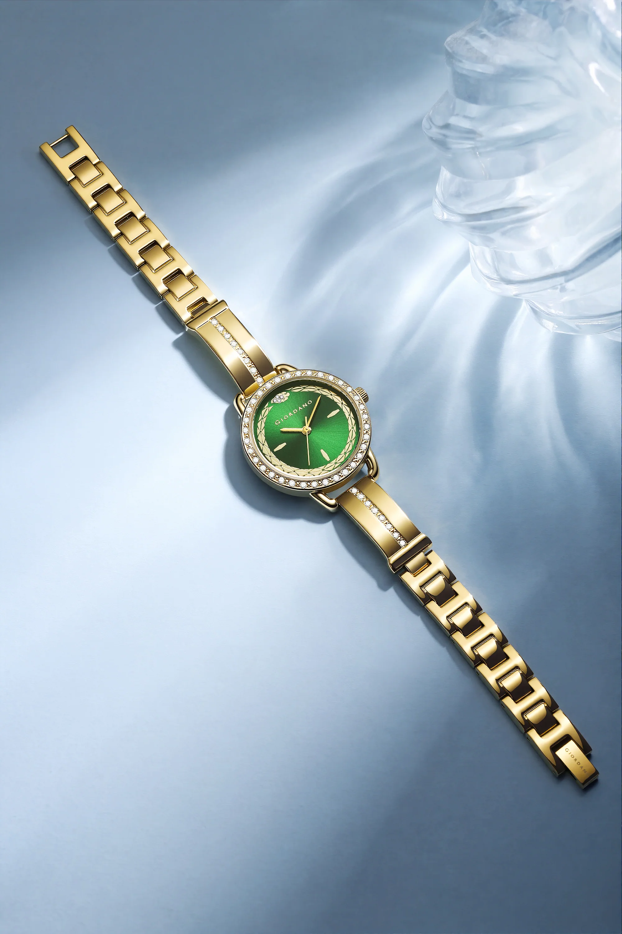 Giordano Luxury Fashion Analog Watch for Women with Elegant Dial, Crystal-Studded Bezel, Stainless Steel Strap & Water Resistant GZ-60133-33 - Image 3