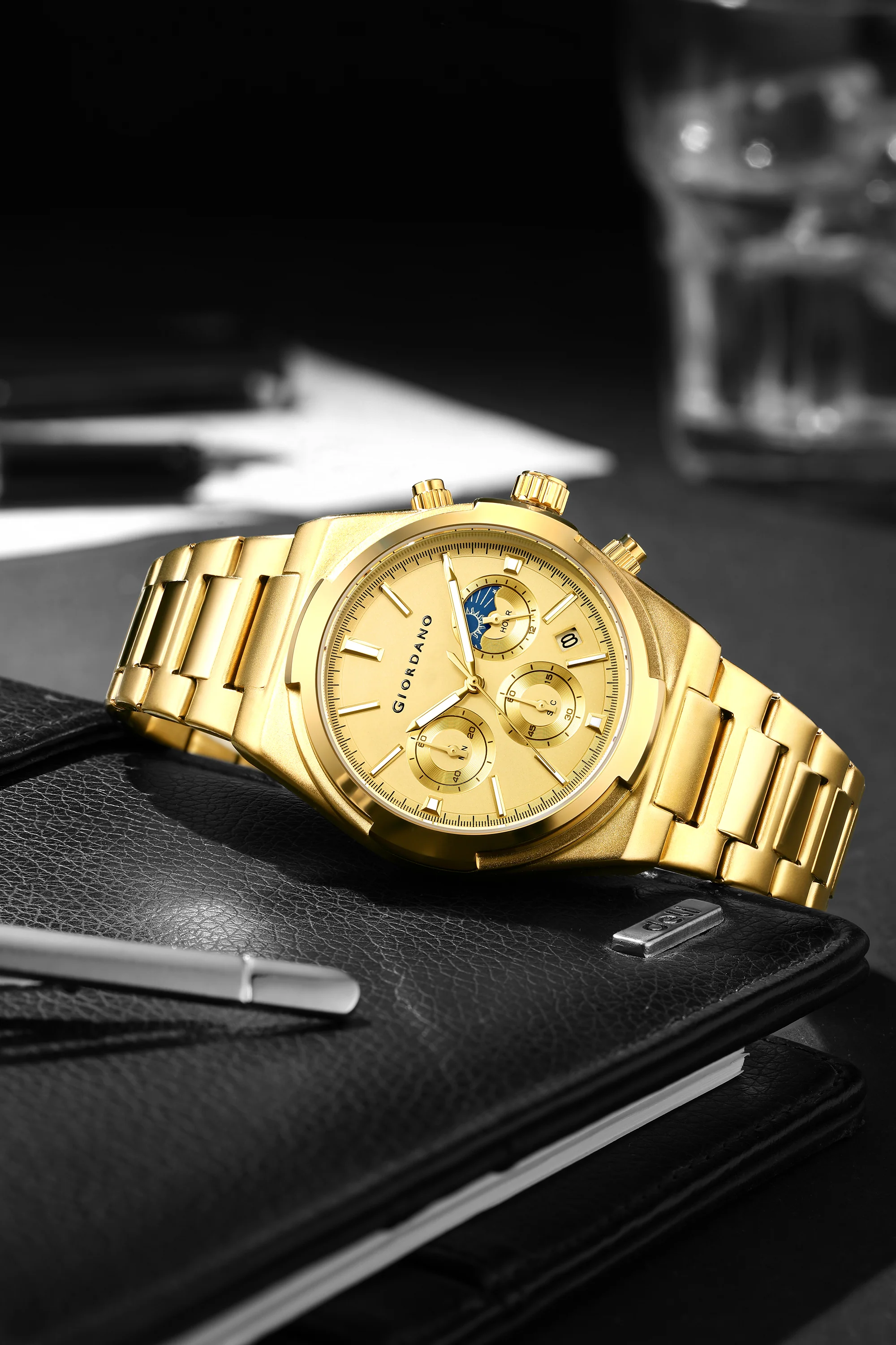 Giordano Luxury multifunctional Watch for Men with round dial, date display and Stainless Steel Strap | GZ-50152-33 - Image 3