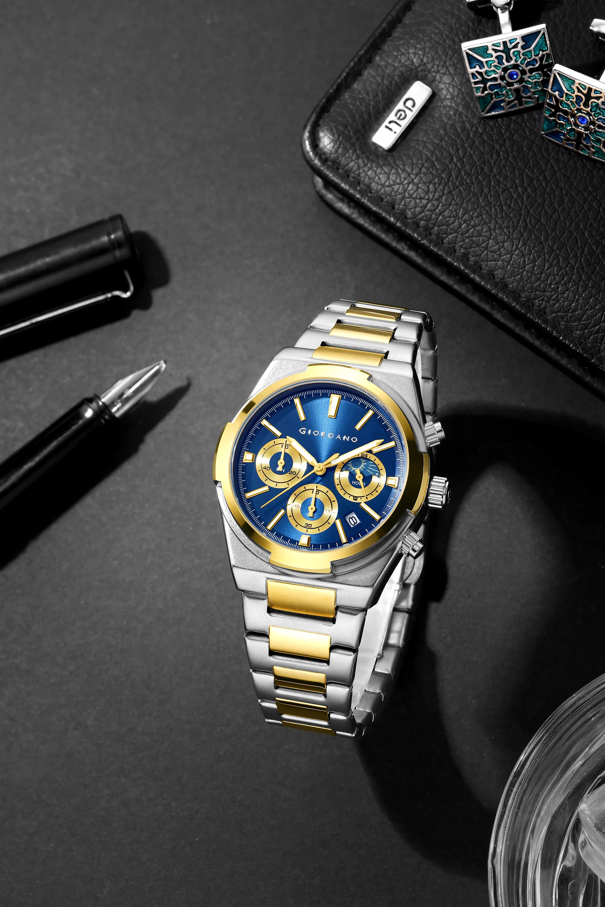 Giordano Luxury multifunctional Watch for Men with round dial, date display and Stainless Steel Strap | GZ-50152-66 - Image 3