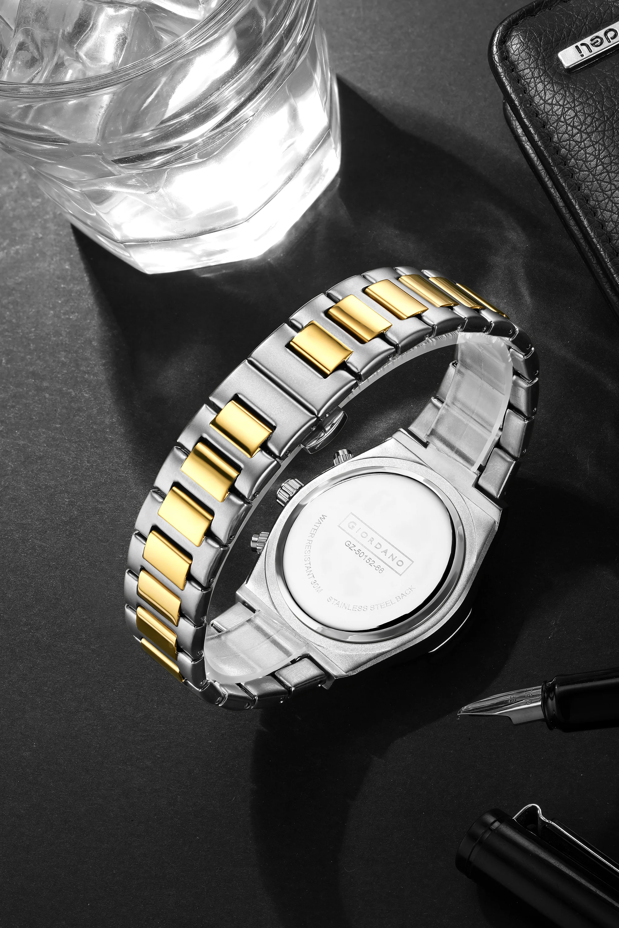 Giordano Luxury multifunctional Watch for Men with round dial, date display and Stainless Steel Strap | GZ-50152-66 - Image 5