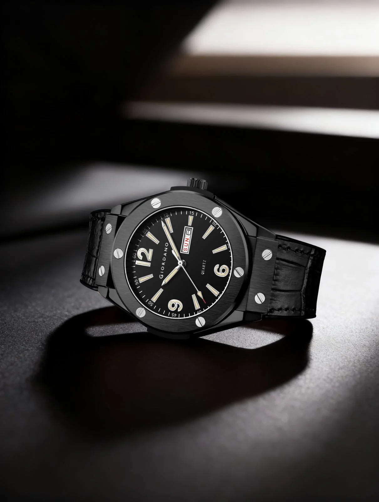 GIORDANO Luxury Watch for Men with Leather Strap, Day-Date Display, Brushed Metal Finish, and Silver Screw Details - GZ-50176-01 - Image 4