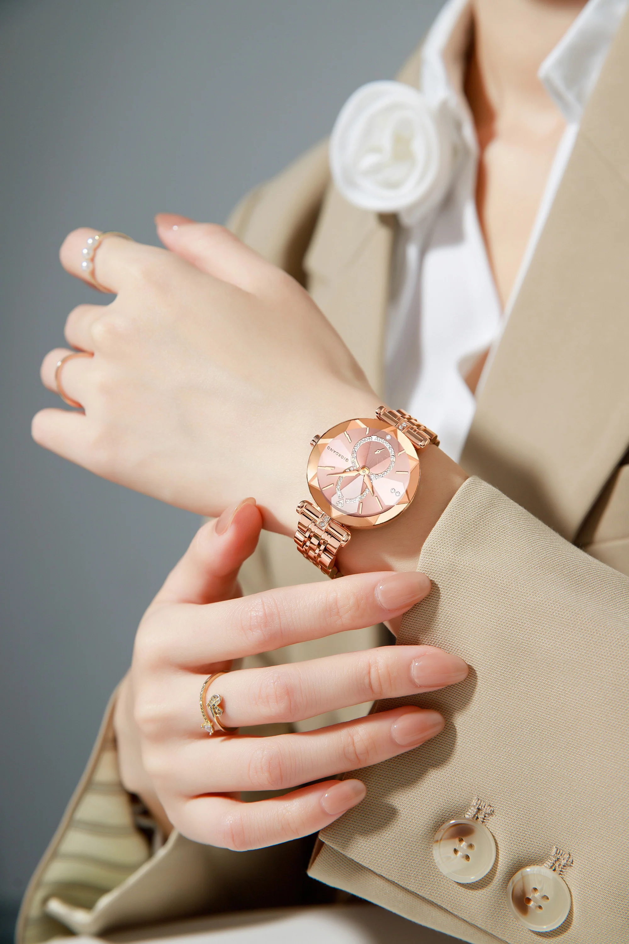 Giordano Luxury Watch for Women – Round Diamond Cut Glass Dial, Elegant Rose Gold Stainless Steel Strap with Quartz Movement - GZ-60092-44 - Image 2