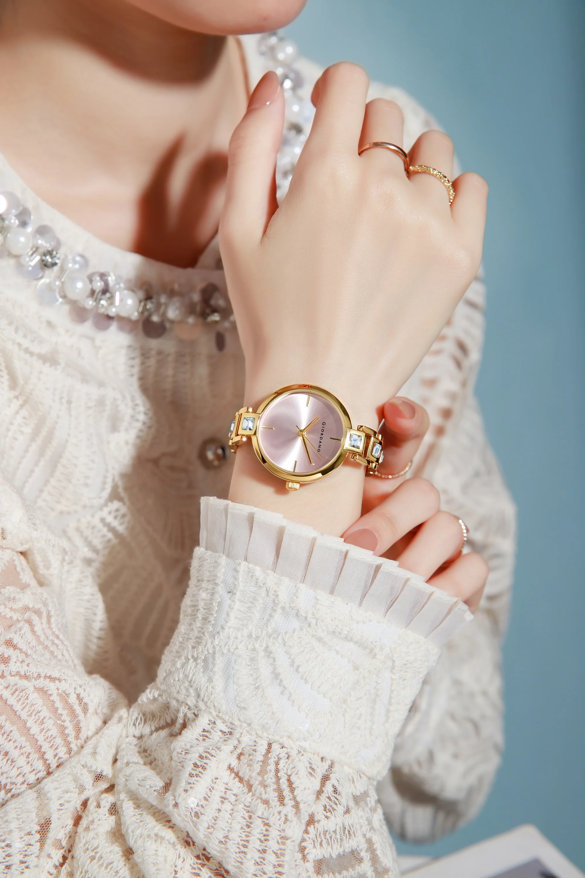 Giordano Luxury Watch for Women – Sleek Dial with Gold Accents and Two-Tone Stone Studded Stainless Steel Strap | GZ-60088-22 - Image 3