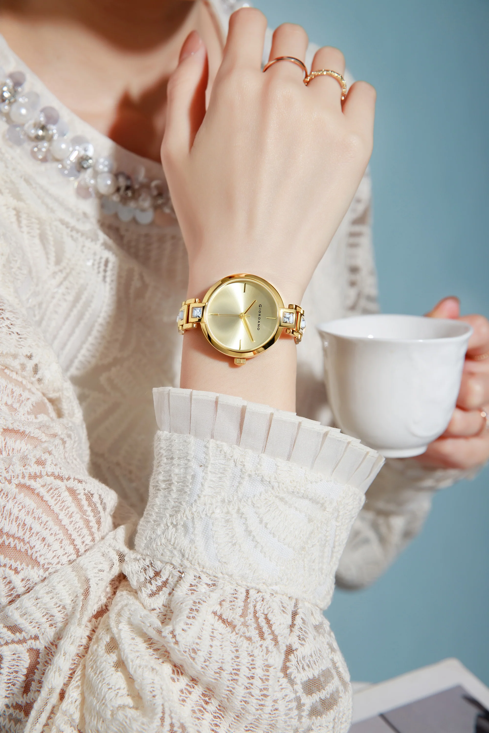 Giordano Luxury Watch for Women – Sleek Dial with Gold Accents and Two-Tone Stone Studded Stainless Steel Strap | GZ-60088-33 - Image 3