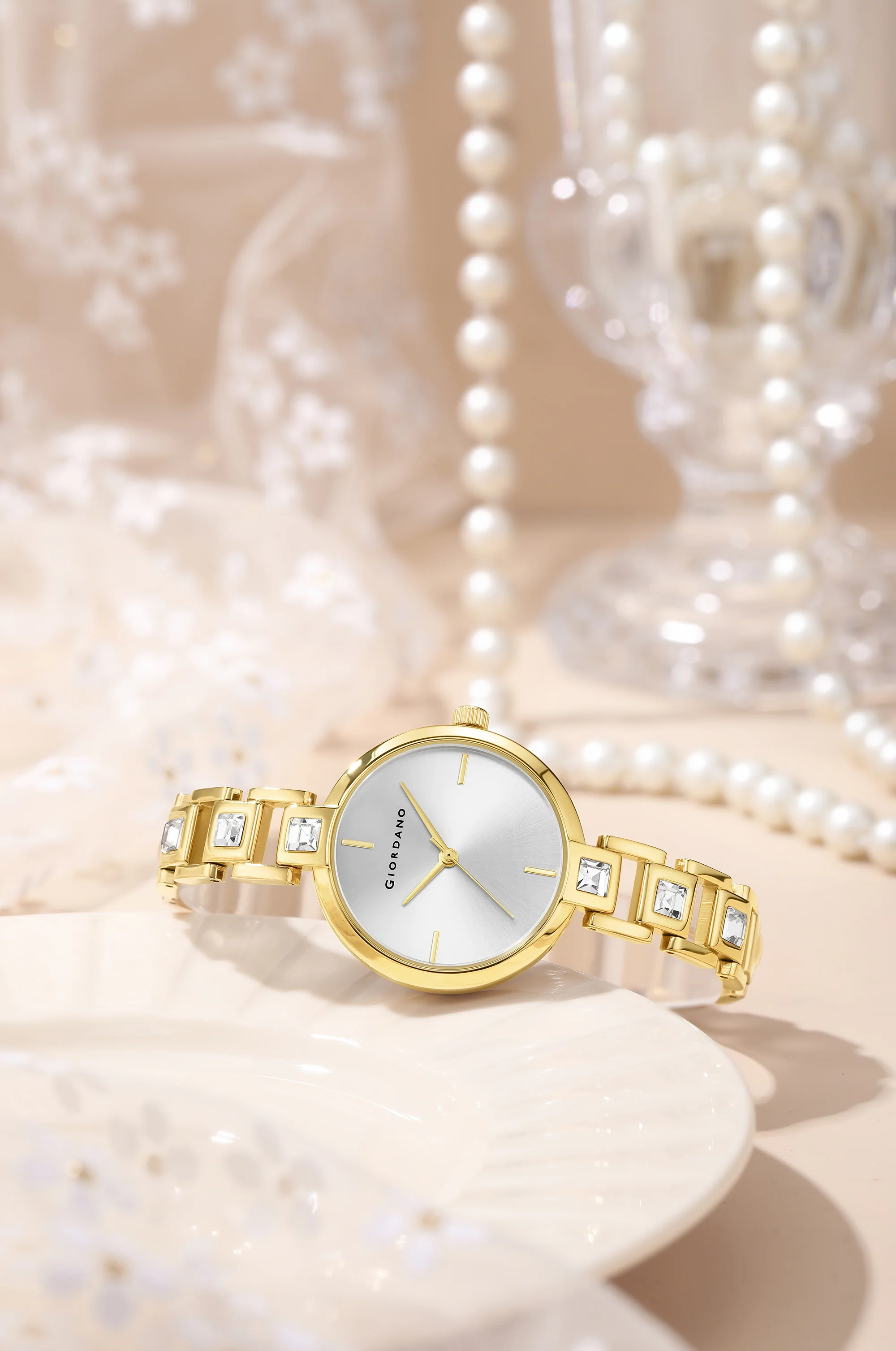 Giordano Luxury Watch for Women – Sleek Dial with Gold Accents and Two-Tone Stone Studded Stainless Steel Strap | GZ-60088-44 - Image 4