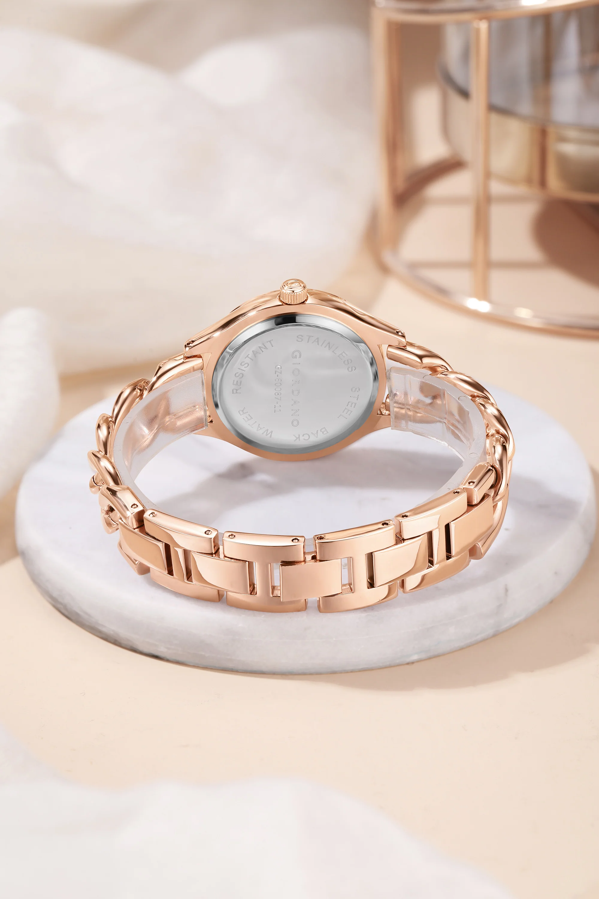 Giordano Modern Analog Watch for Women – Sleek Dial with Unique Chain-Link Bracelet and Stylish Stainless Steel Strap | GZ-60087-33 - Image 5