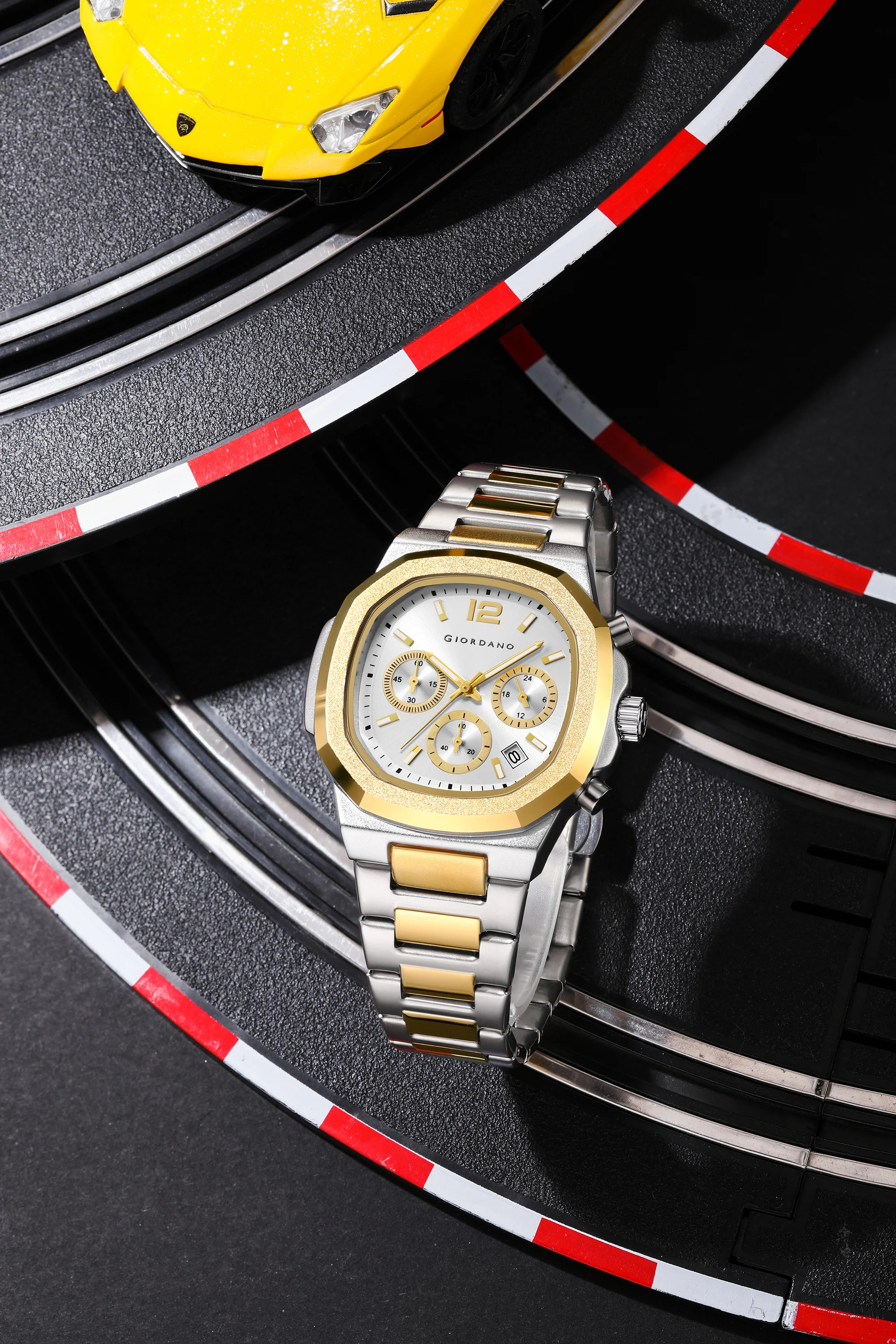 Giordano Modern Multifunctional Watch for Men with Octagonal dial , Date Display and stainless steel strap | GZ-50148-33 - Image 3