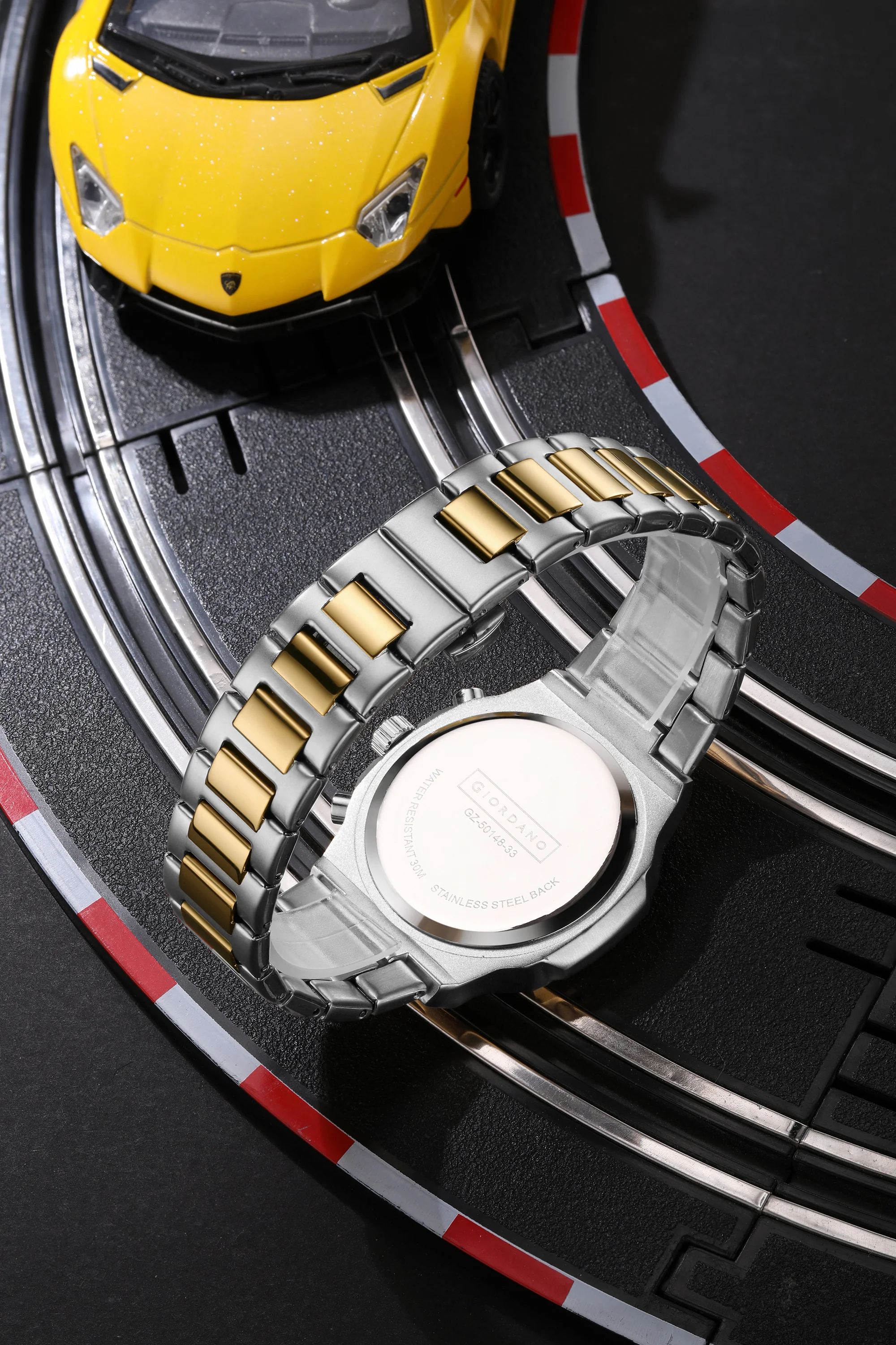 Giordano Modern Multifunctional Watch for Men with Octagonal dial , Date Display and stainless steel strap | GZ-50148-33 - Image 4
