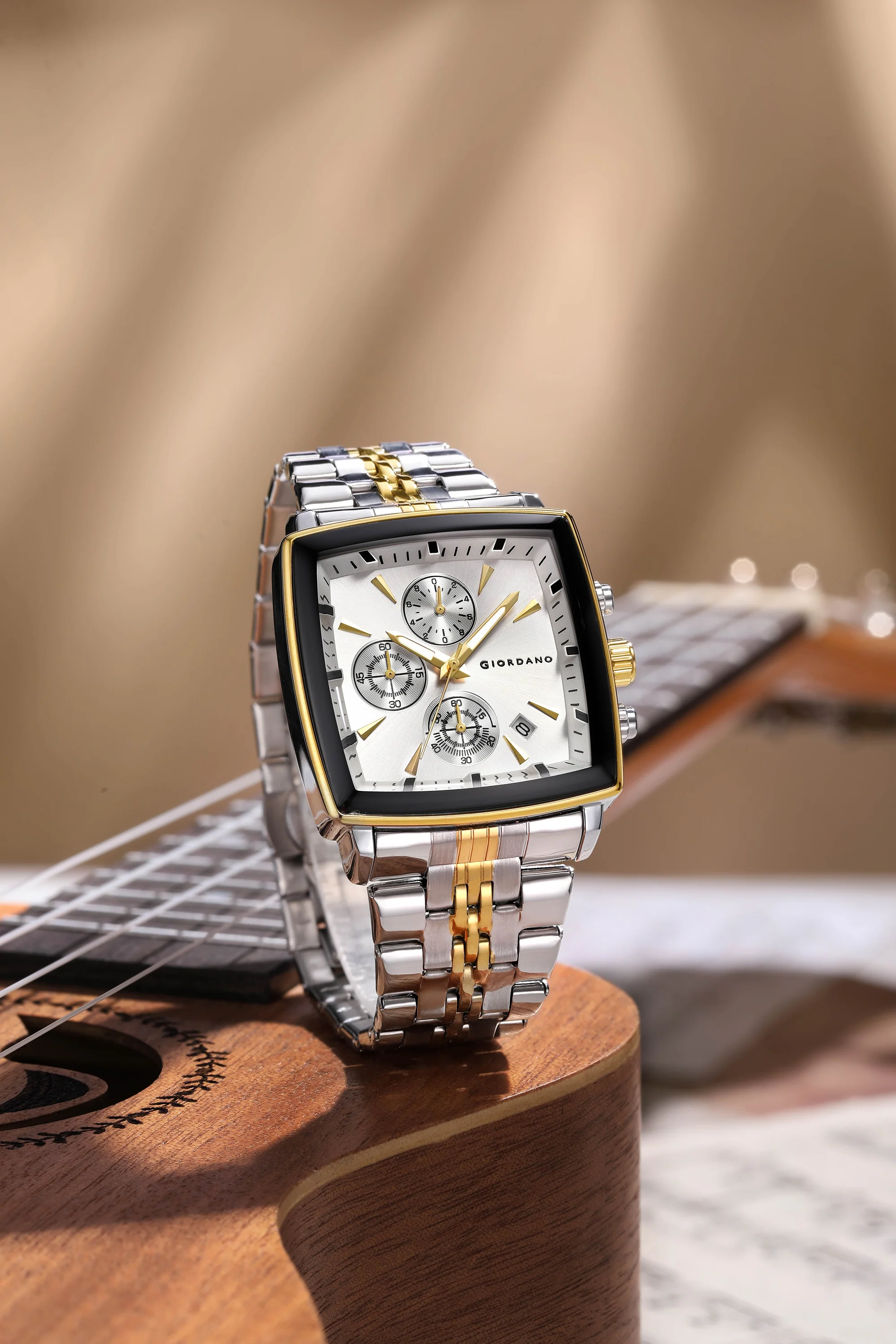 Giordano Multi Function Watch For Men With Square White Dial, Stainless Steel Strap And Date Display GZ-50138-33 - Image 3