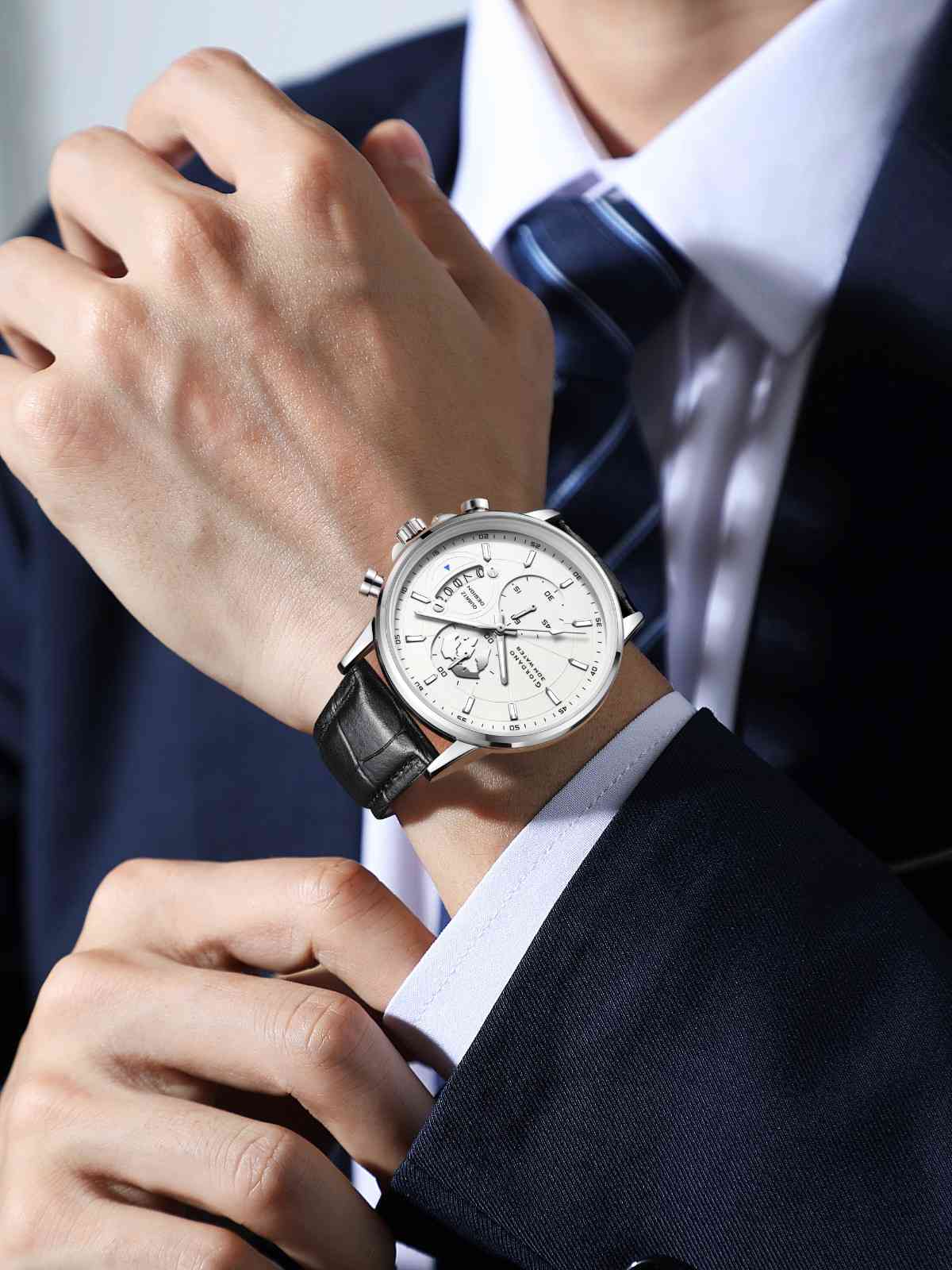 Giordano Mutifunction Watch for Men with Silver Dial, Date Display and Leather Strap GZ-50165-01 - Image 2
