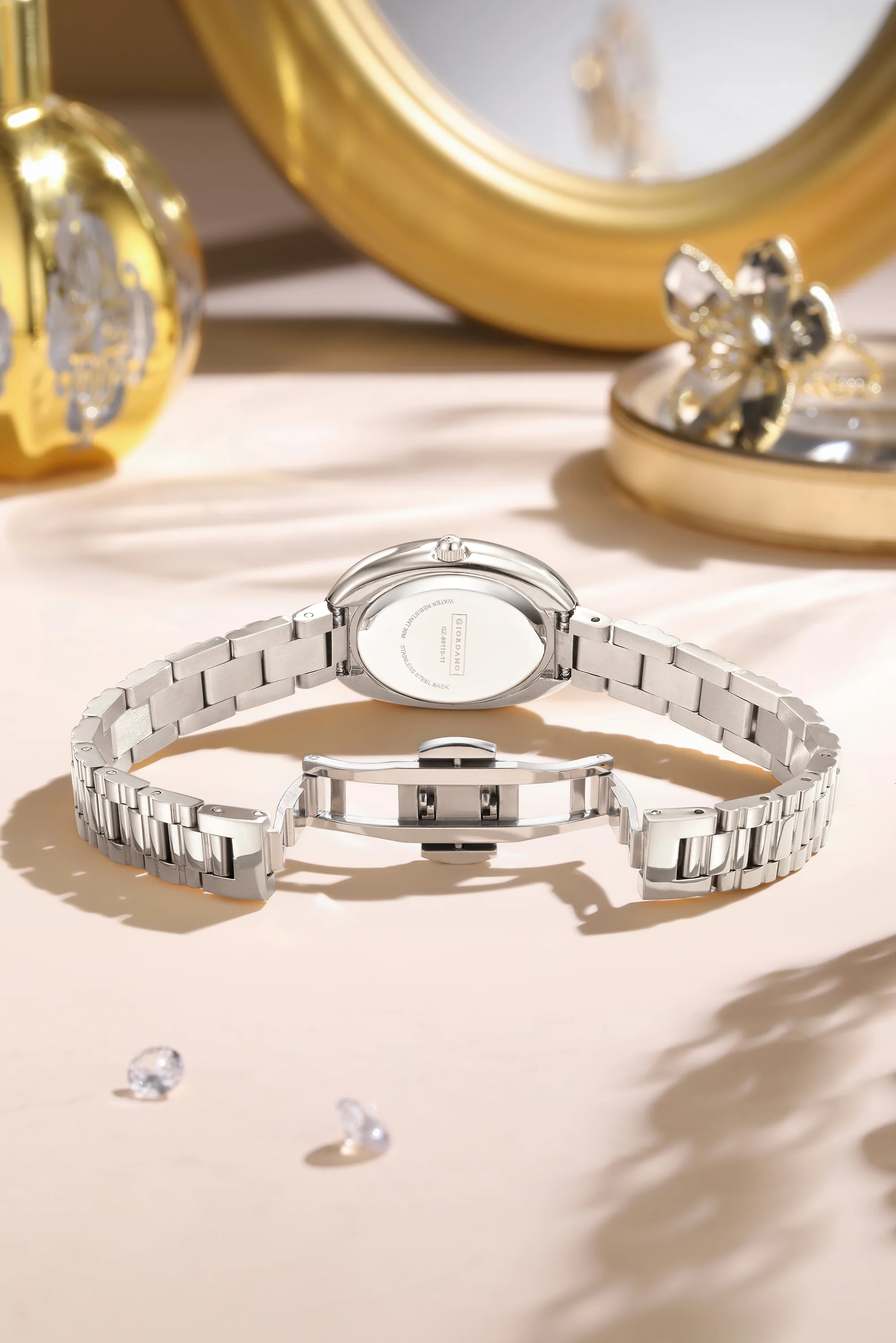 Giordano Oval Shape Dial Watch for Women – Elegant Roman Numerals, Stainless Steel Strap, Sleek Analog Design | GZ-60115-11 - Image 3