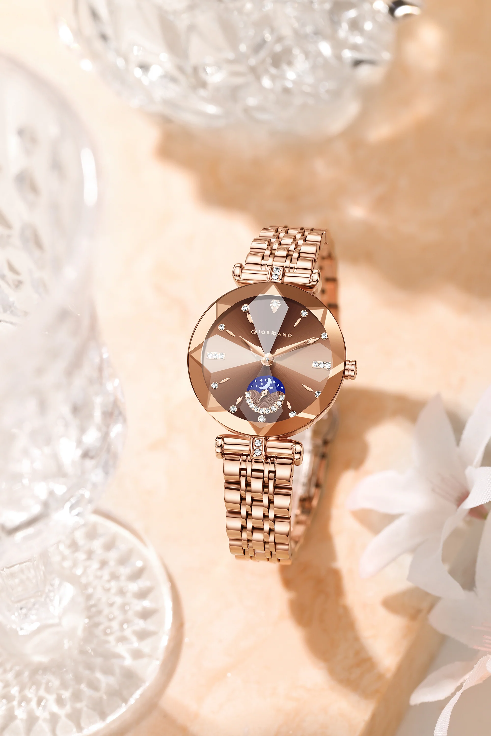 Giordano Premium Watch for women Elegant Round cut glass Dial with Stainless Steel Strap & Quartz Movement-GZ-60094-11 - Image 3