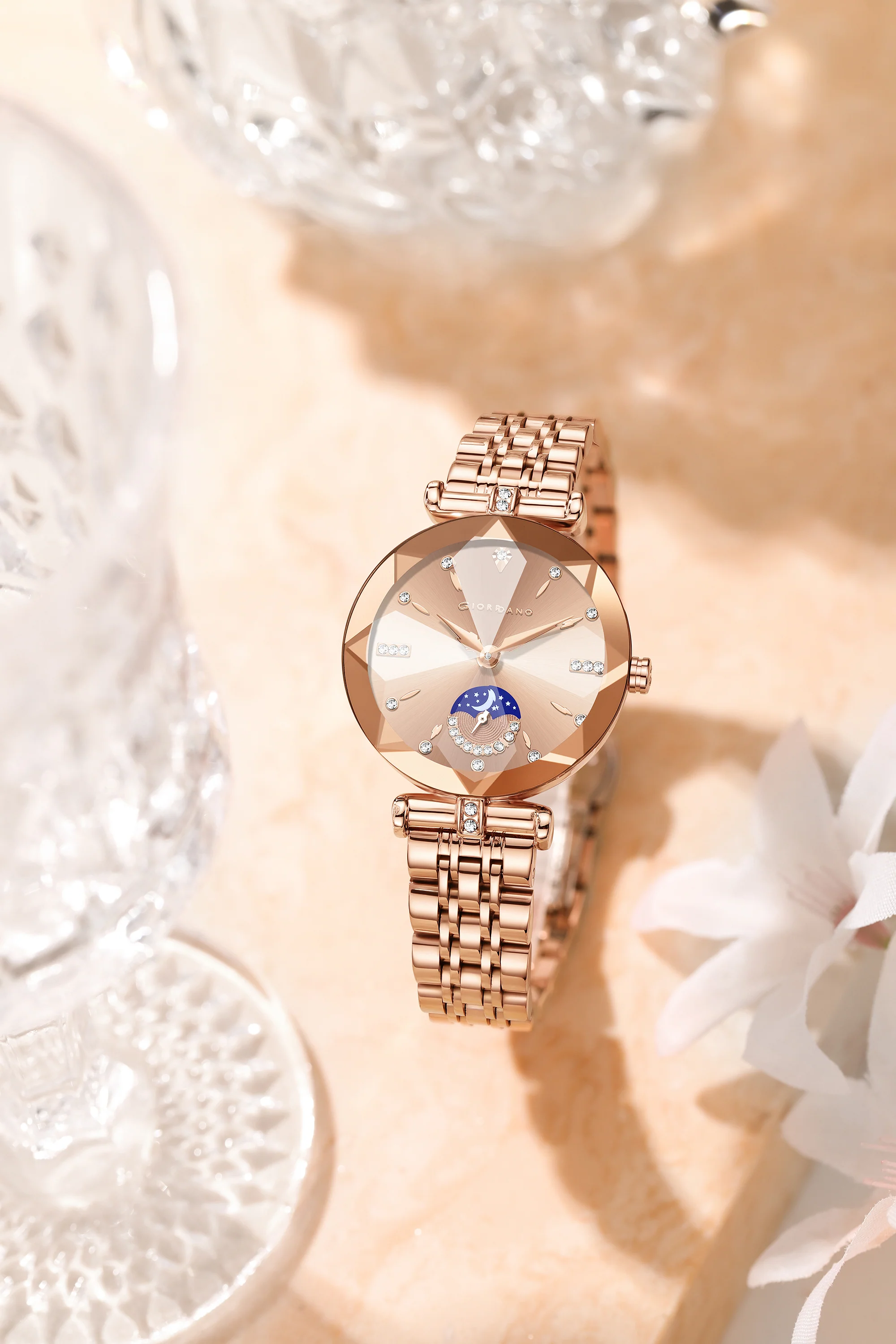 Giordano Premium Watch for women Elegant Round cut glass Dial with Stainless Steel Strap & Quartz Movement-GZ-60094-22 - Image 3