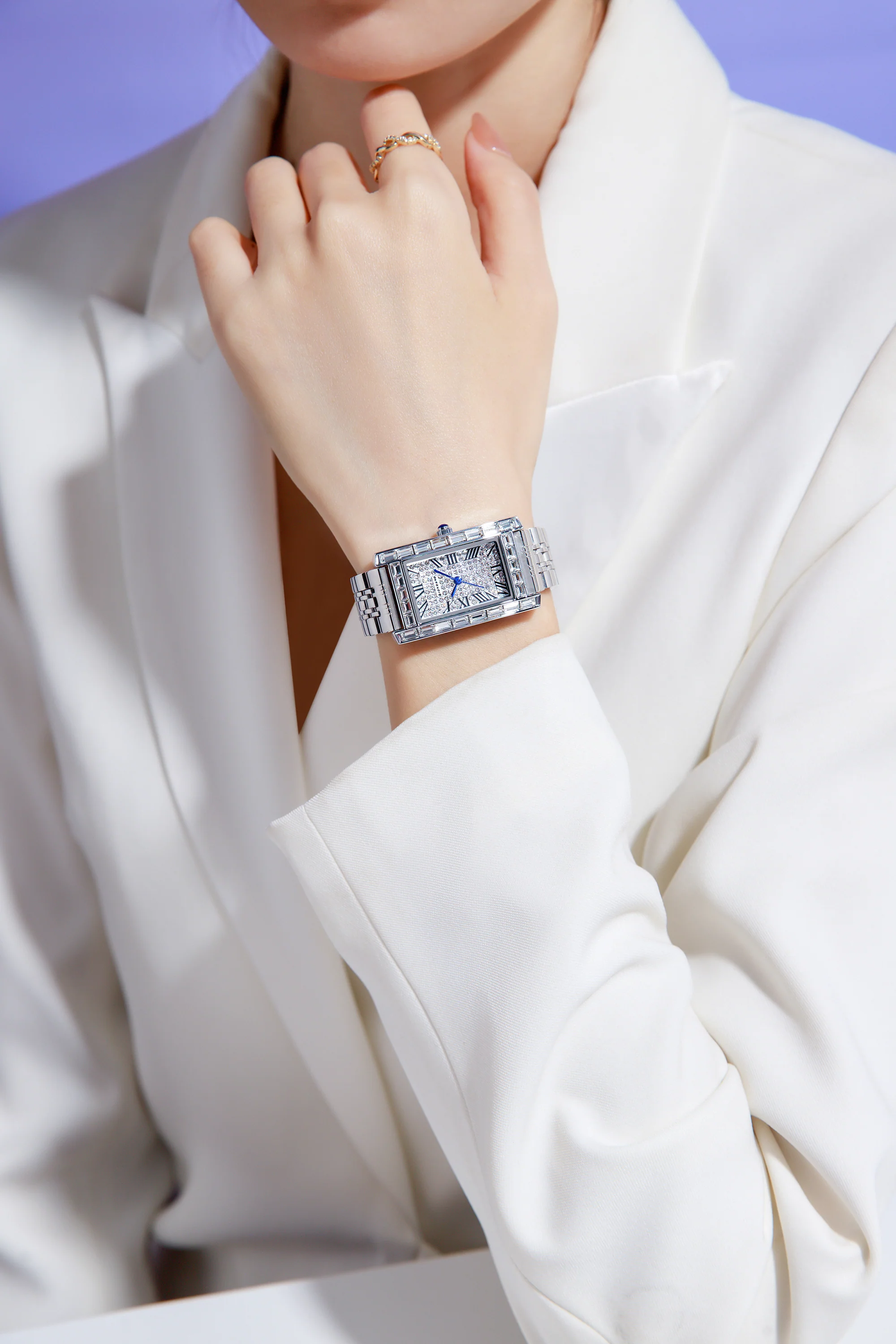 Giordano Rectangular Dress Watch for women with Crystal Bezel, roman indiced and Sparkling Dial | GZ-60119-11 - Image 2