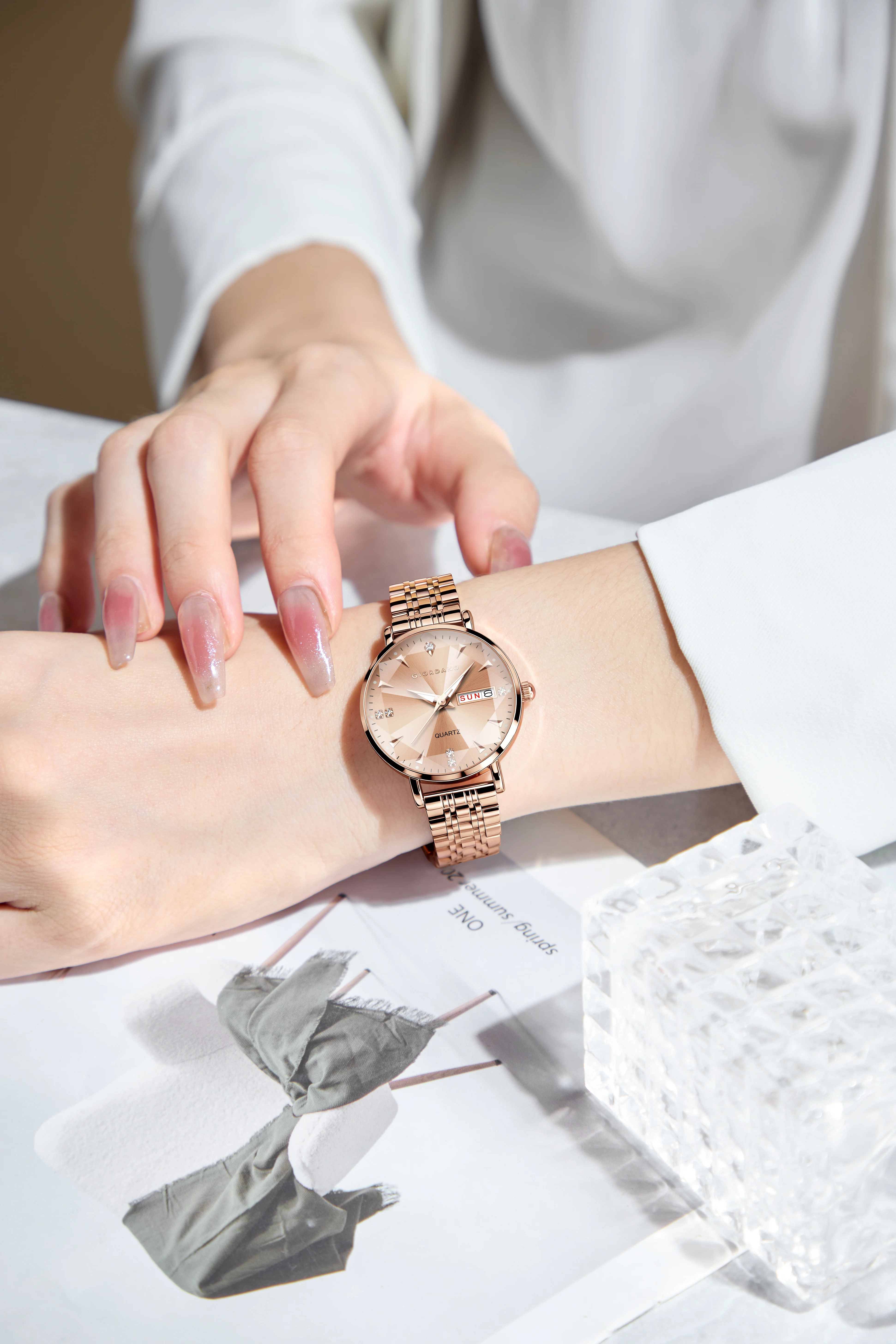 Giordano Rose Gold Analog Watch for Women with Luminous Hands & Markers, Day & Date Display and Stainless Steel Strap - GZ-60139-22 - Image 2