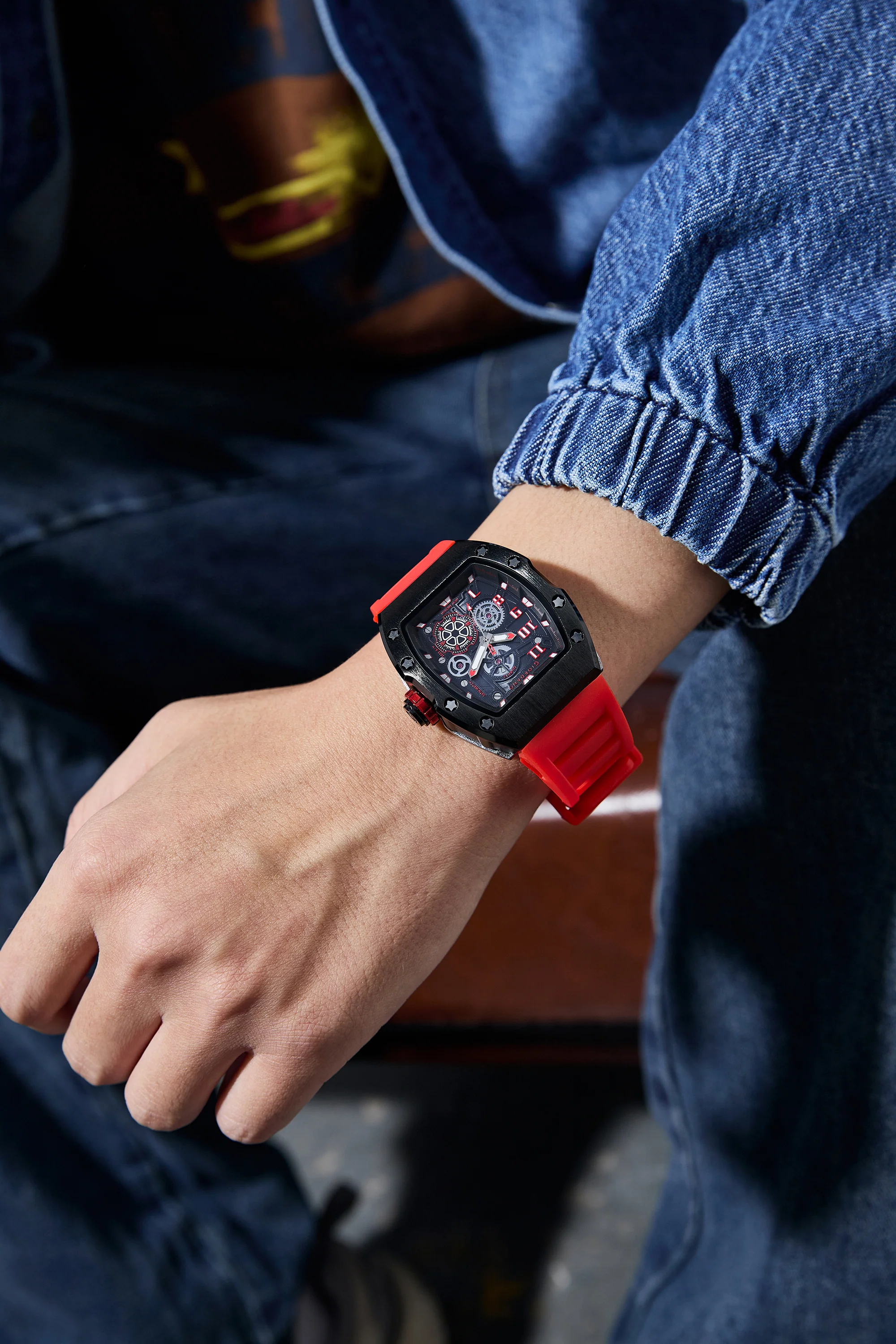 Giordano Sqaure Analog Casual Sporty Watch for Men – Mechanical-Inspired Design dial, Quartz Movement, and silicon strap | GZ-50150-02 - Image 2