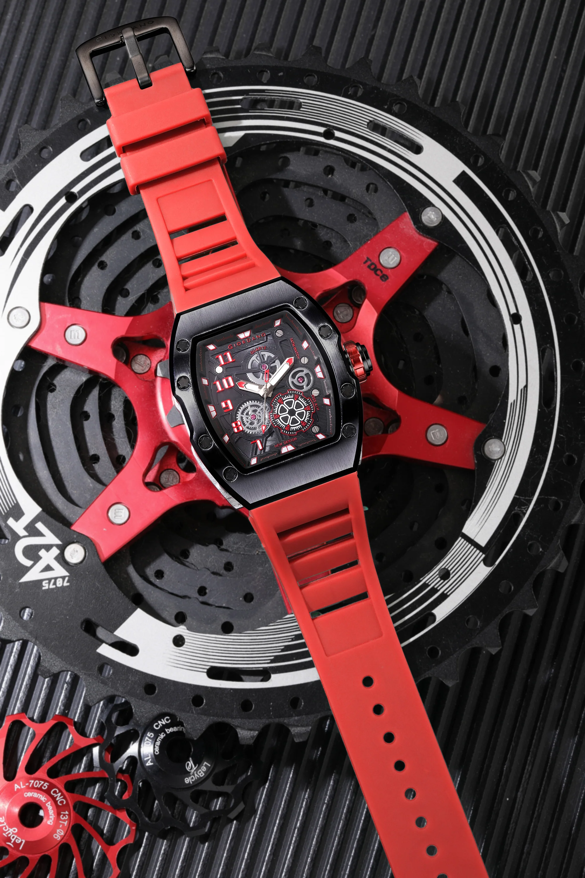 Giordano Sqaure Analog Casual Sporty Watch for Men – Mechanical-Inspired Design dial, Quartz Movement, and silicon strap | GZ-50150-02 - Image 5