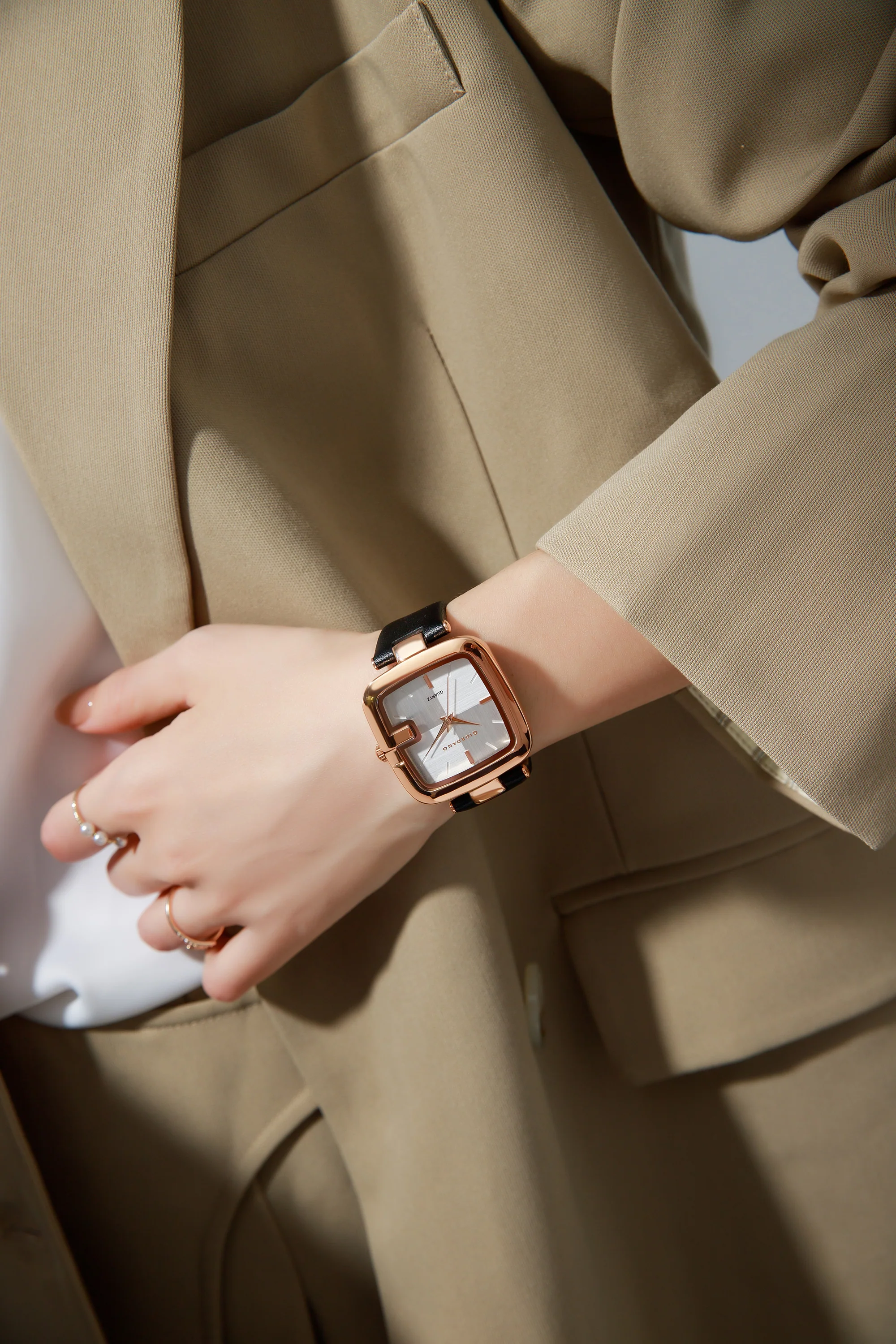 Giordano Square Dial Watch for women with leather strap and Premium Quartz moevment-GZ-60089-01 - Image 2