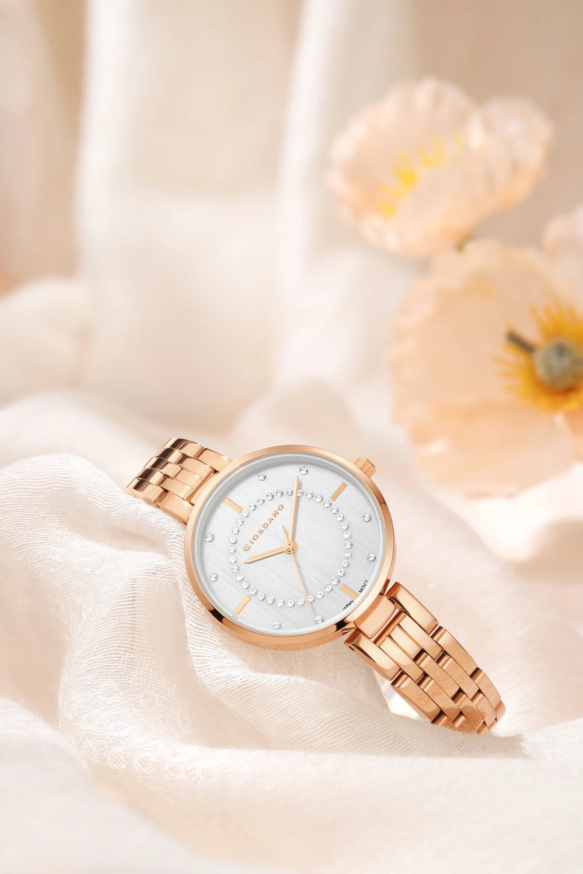Giordano Stylish Analog Watch for Women with Diamond Studed Dial with Crystal Hour Markers and Stainless Steel Strap - GZ-60077-77 - Image 3