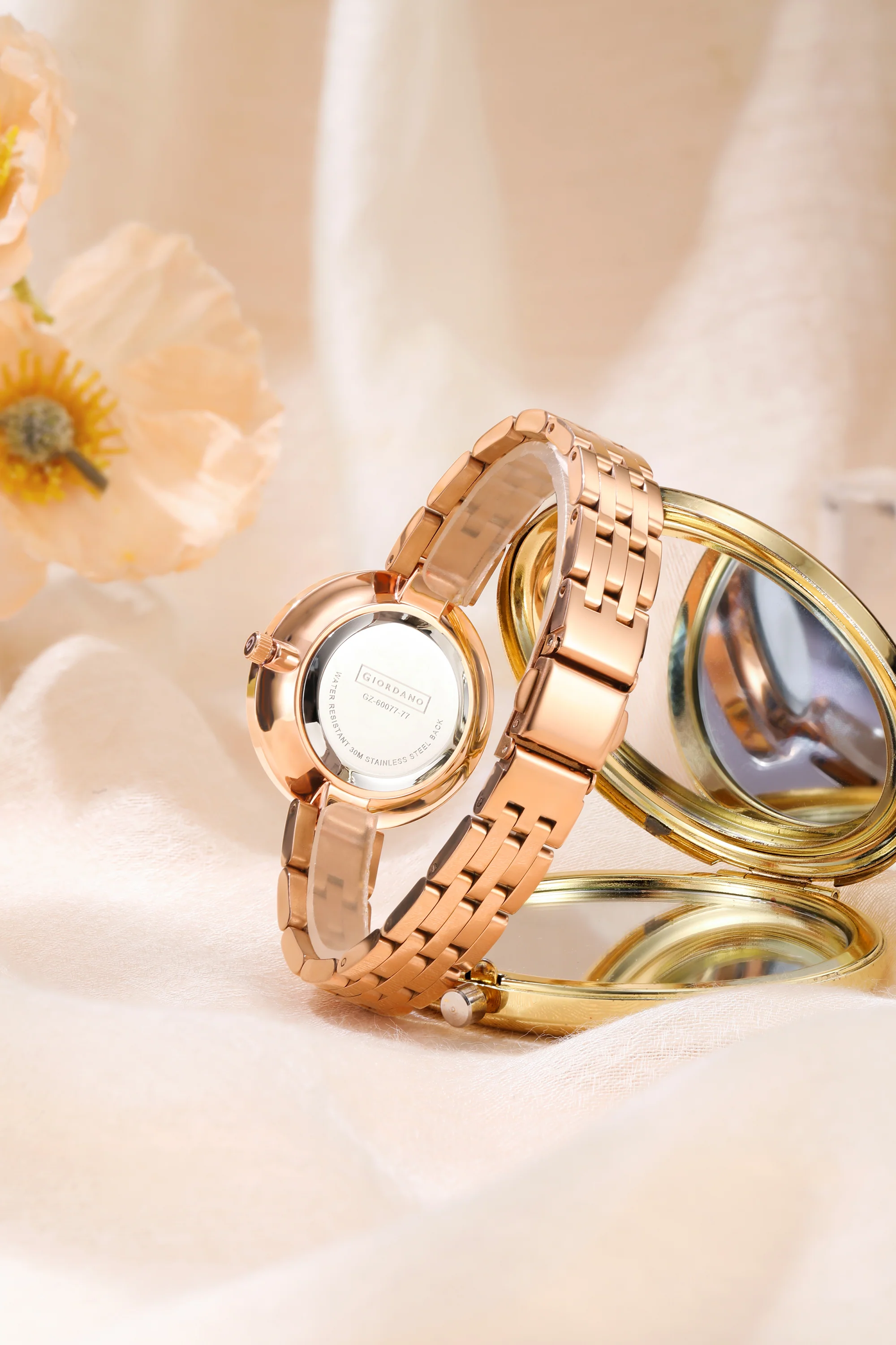 Giordano Stylish Analog Watch for Women with Diamond Studed Dial with Crystal Hour Markers and Stainless Steel Strap - GZ-60077-77 - Image 4