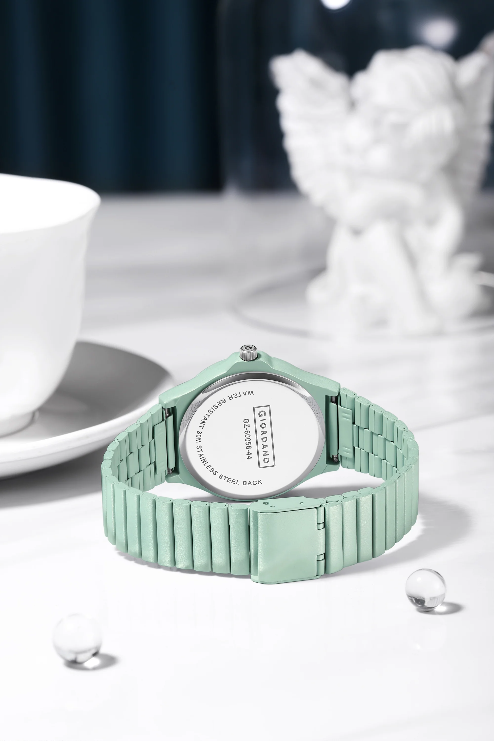 Giordano Stylish Analog Watch for Women with Round dial, 3 Hand Mechanism and Stainless Steel Strap - GZ-60058-44 - Image 4