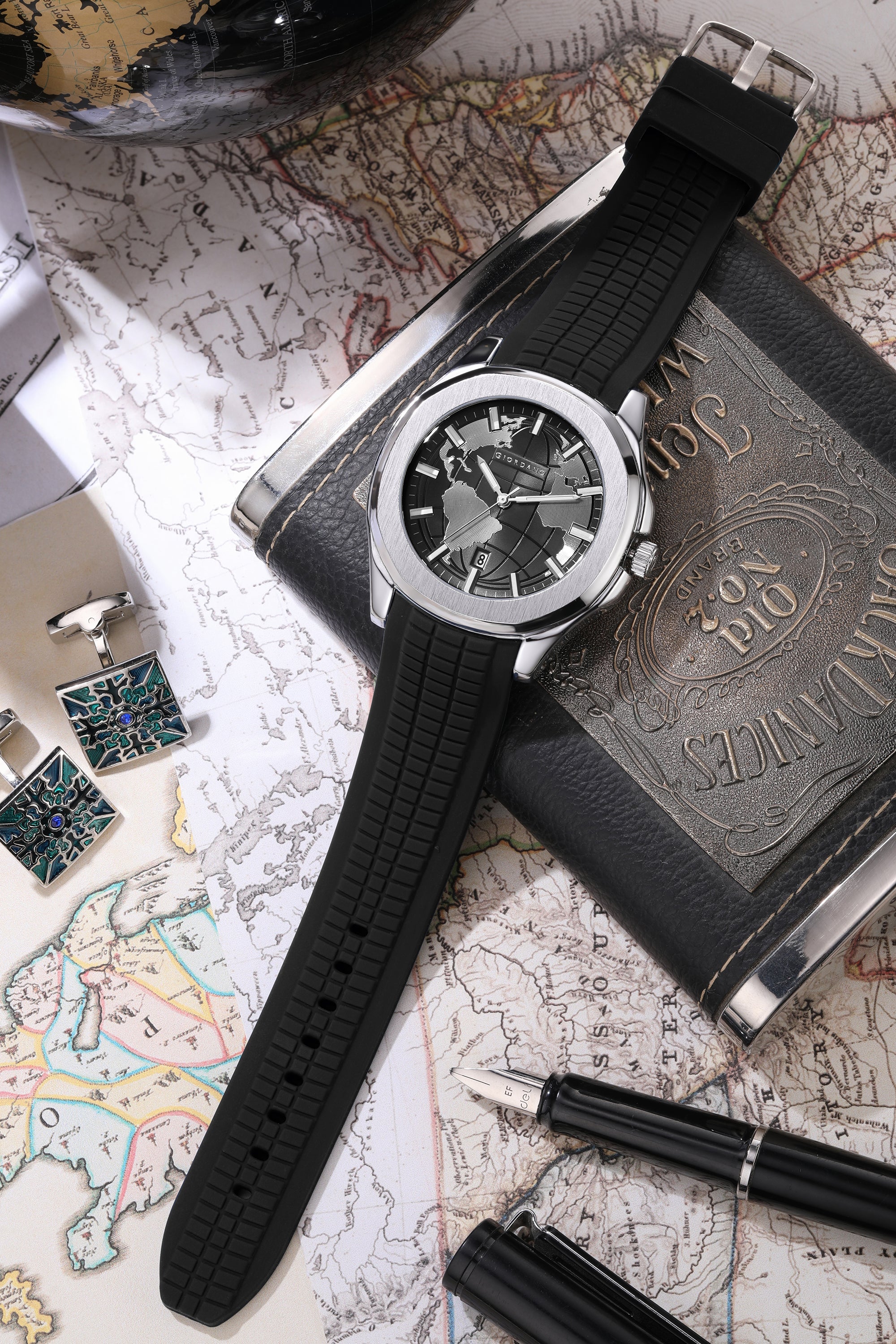 Giordano Stylish World Map design Watch for men with round dial and textured Silicone strap  | GZ-50147-01 - Image 3