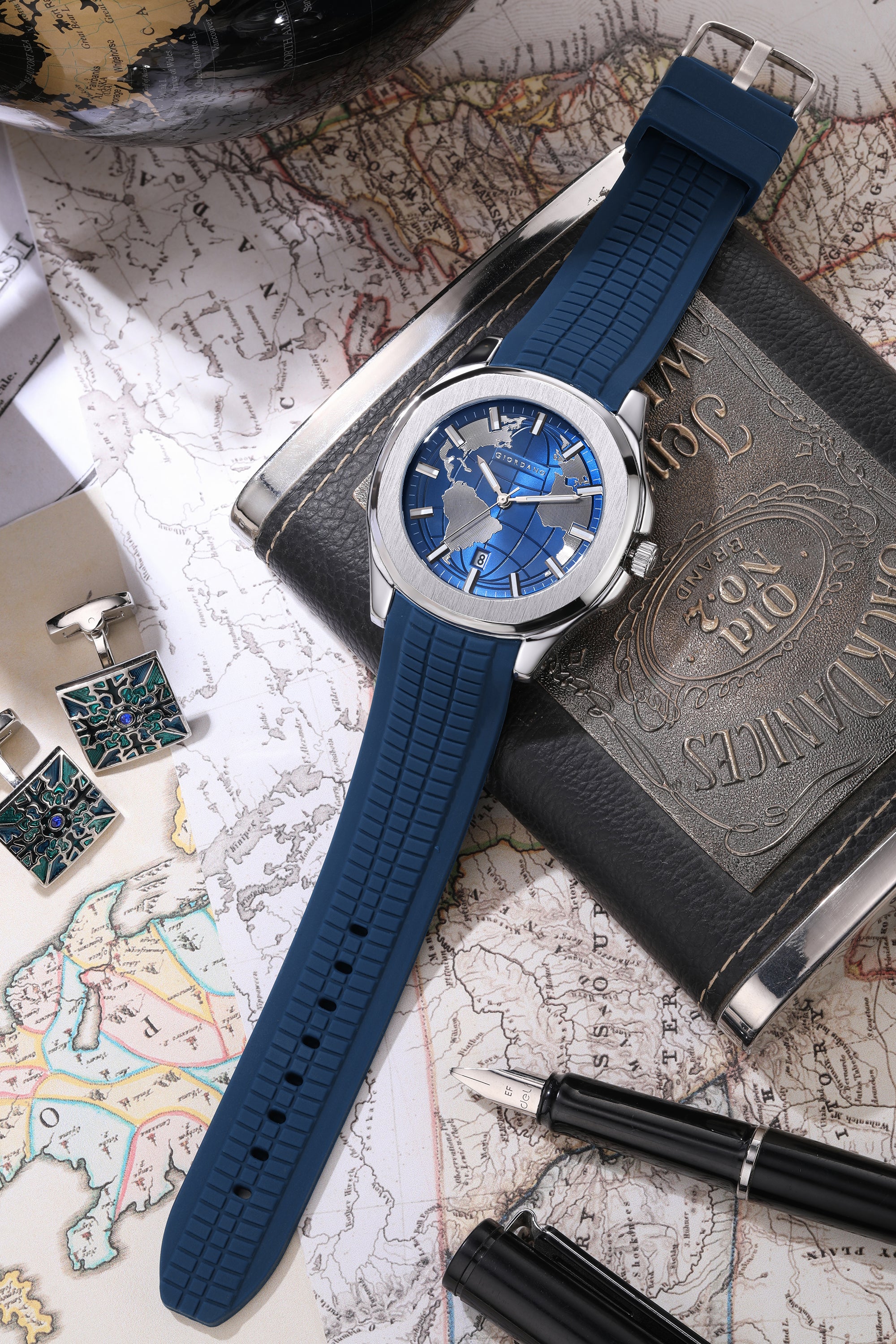 Giordano Stylish World Map design Watch for men with round dial and textured Silicone strap  | GZ-50147-03 - Image 3